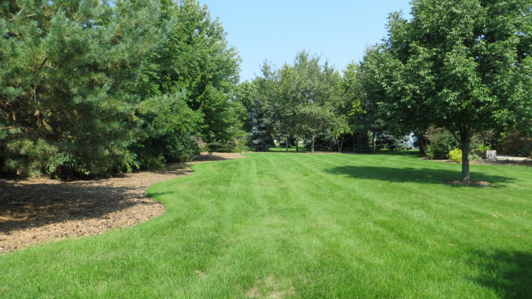 810 Pamela Drive, Brookings, SD 57006