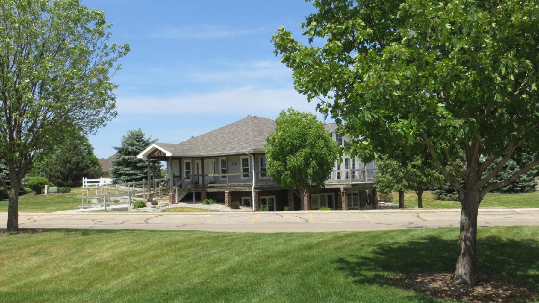 2116 Laurel Lane, Brookings, SD 57006