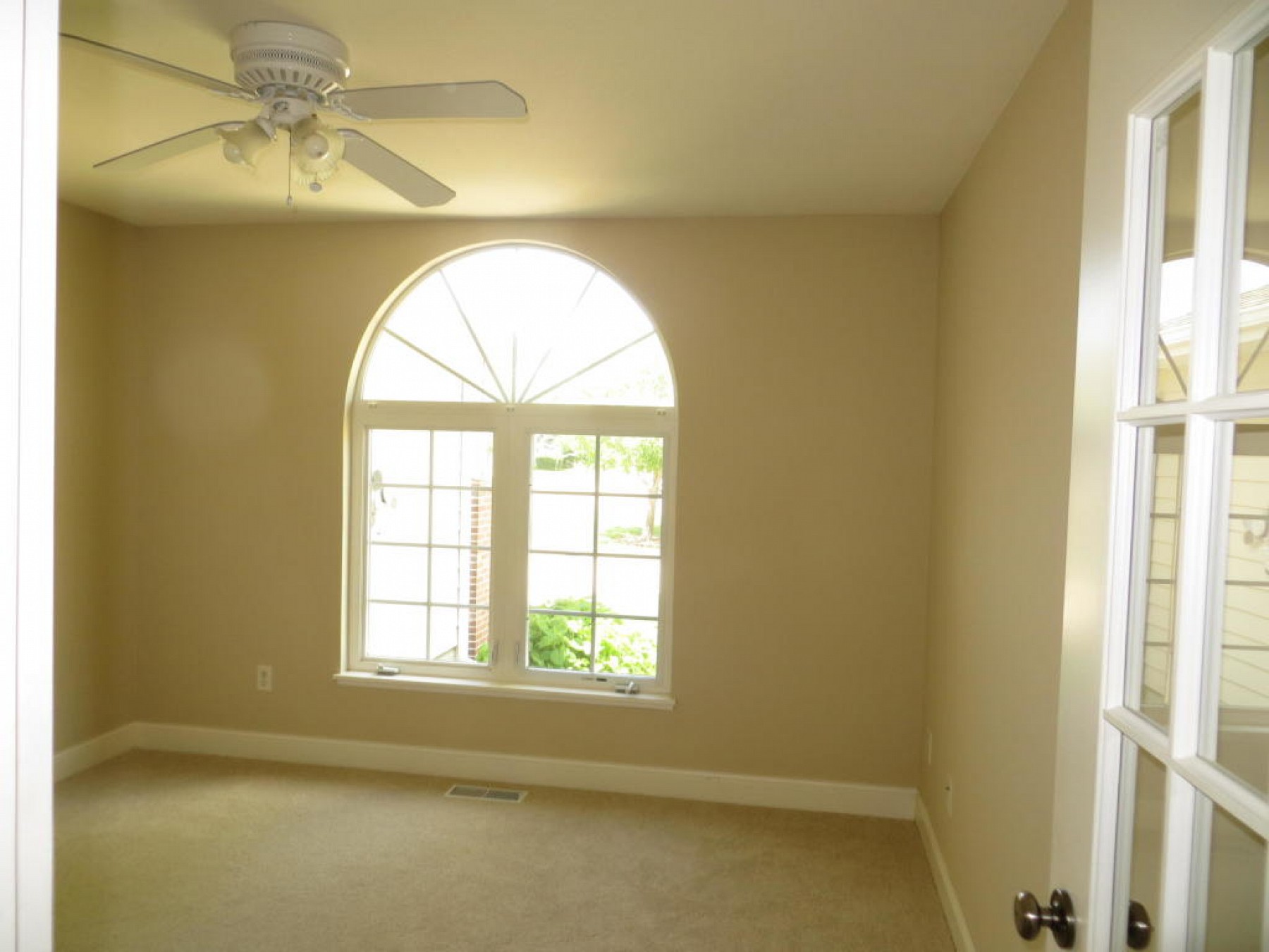 2116 Laurel Lane, Brookings, SD 57006