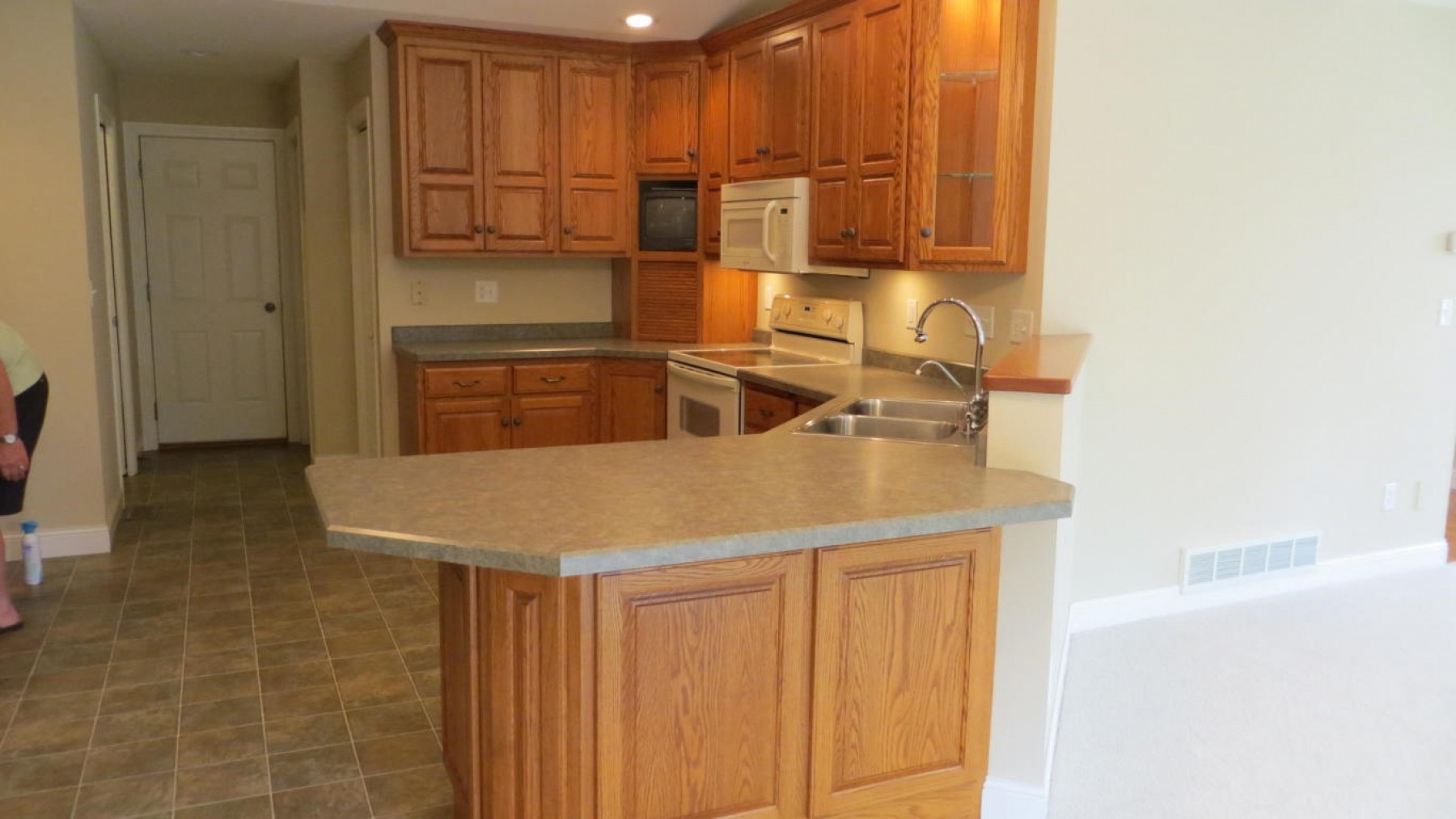 2116 Laurel Lane, Brookings, SD 57006