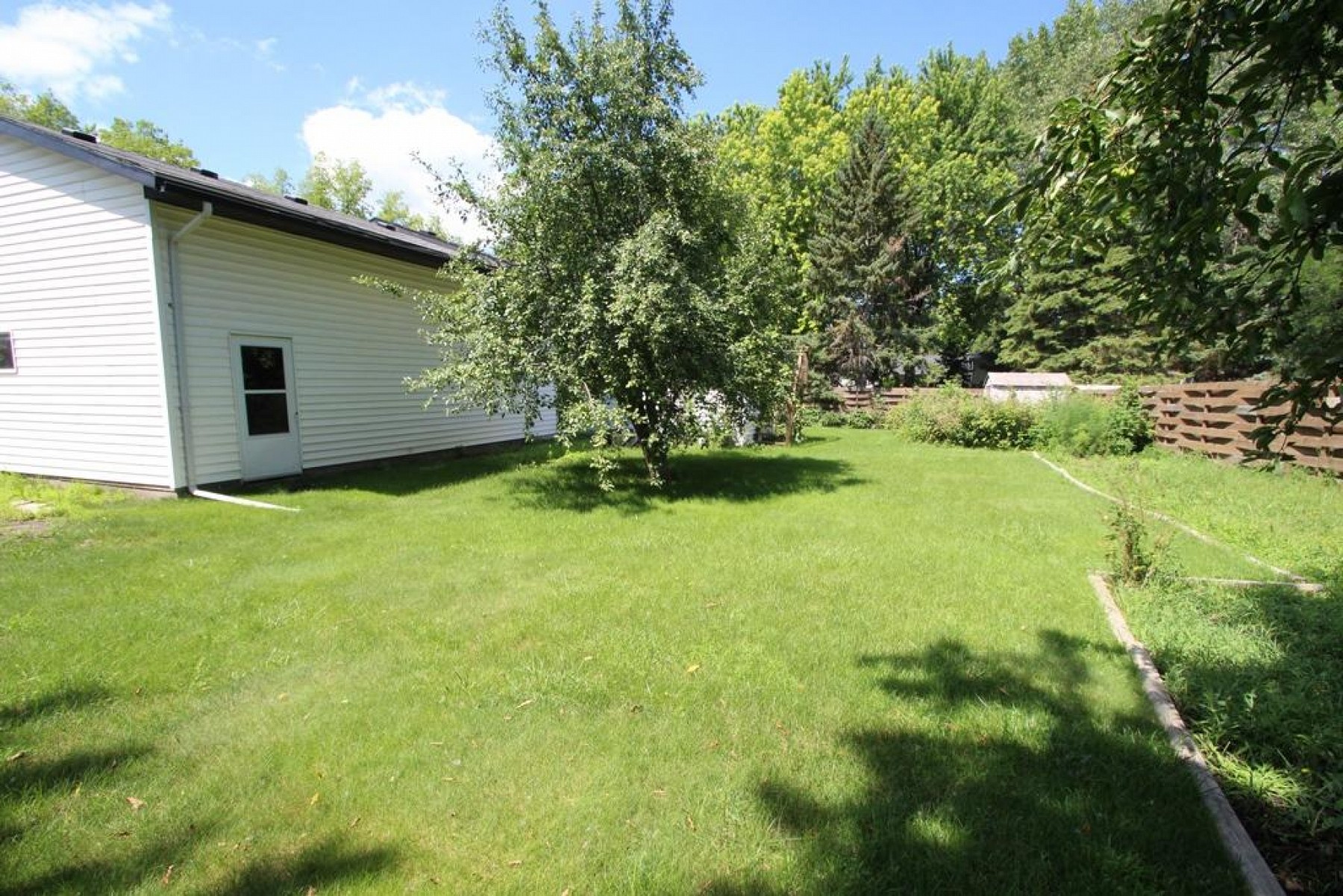 1219 12th Street S, Brookings, SD 57006