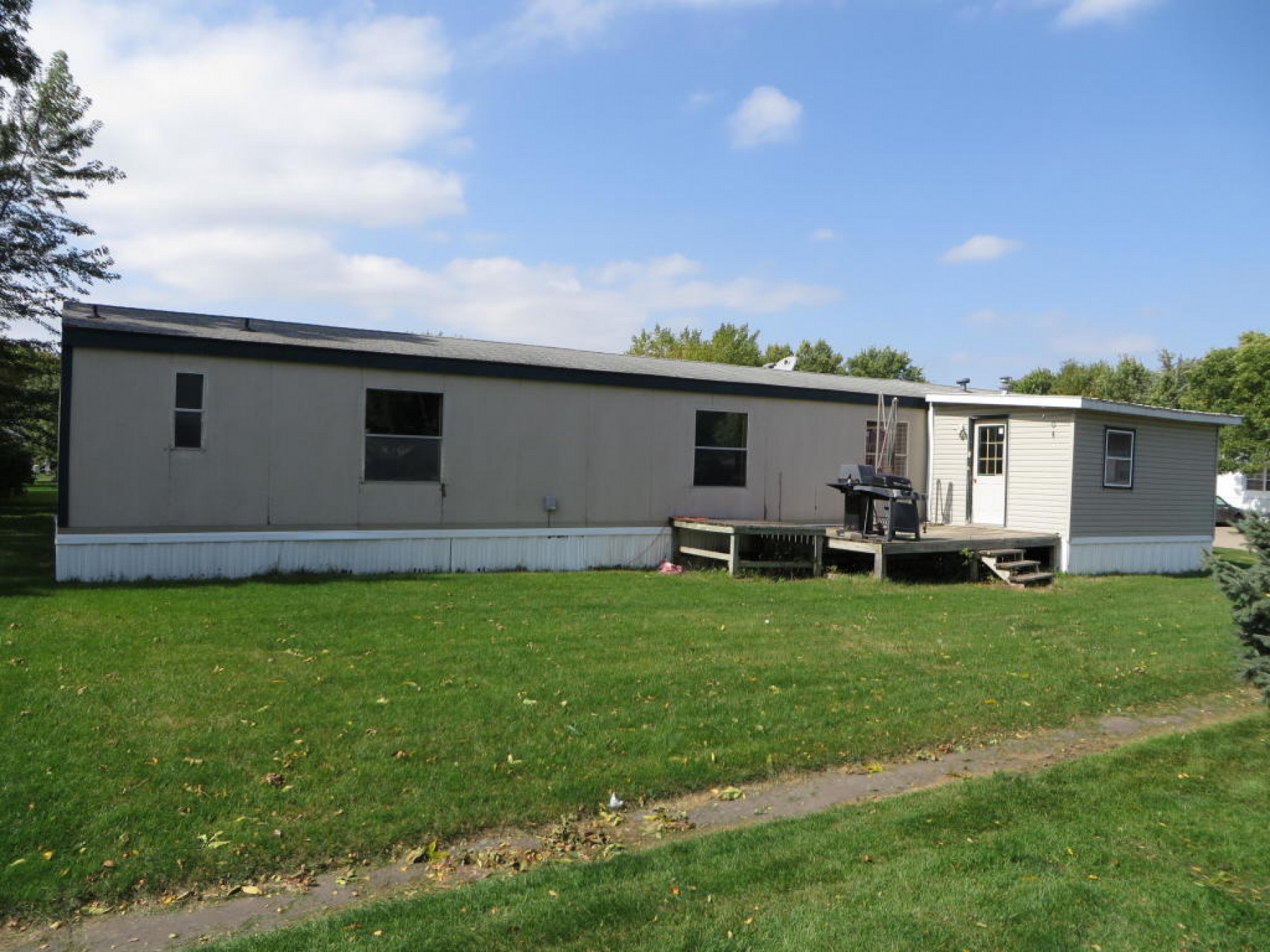 408 3rd Avenue, Brookings, SD 57006