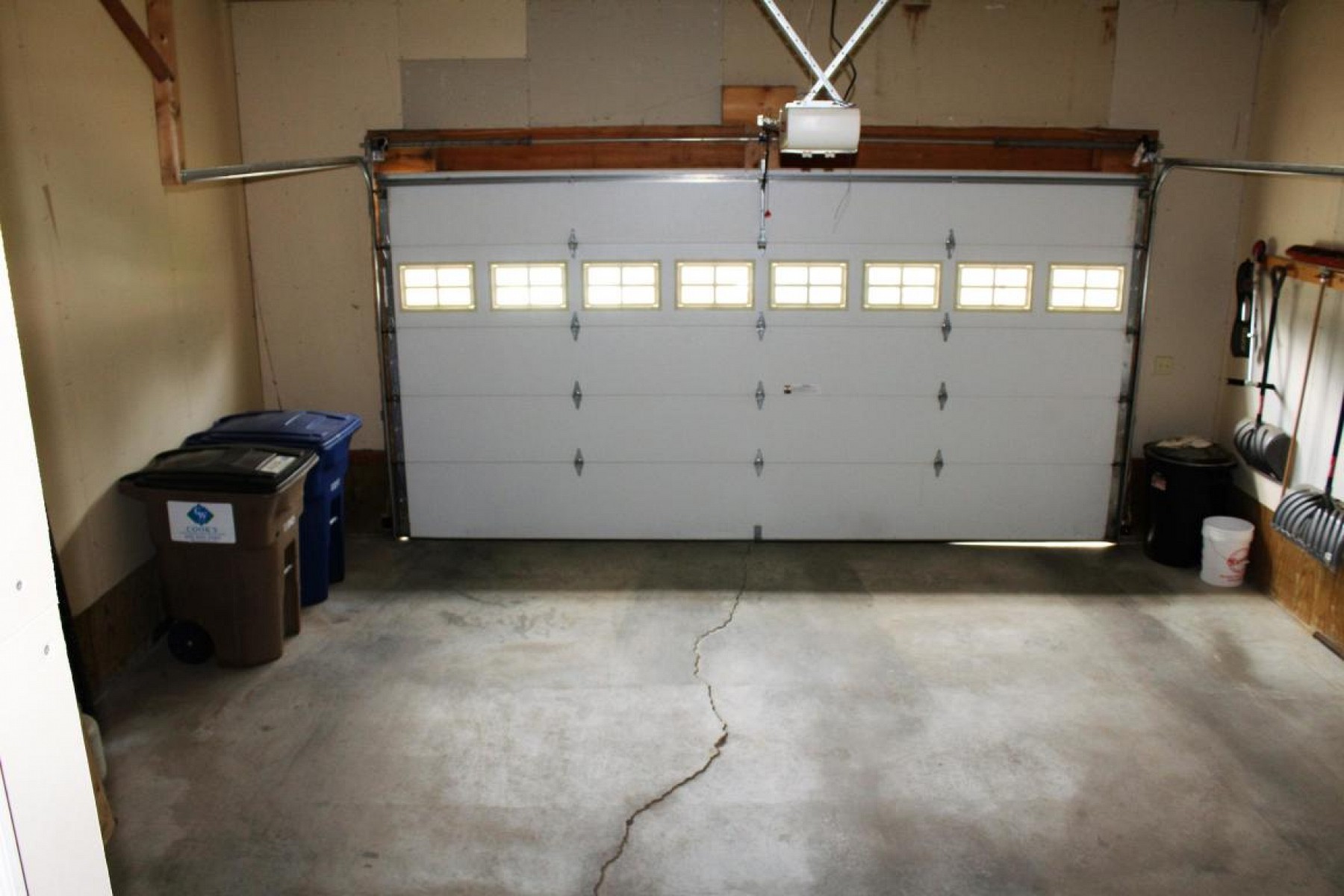 304 2ND ST, Volga, SD 57071