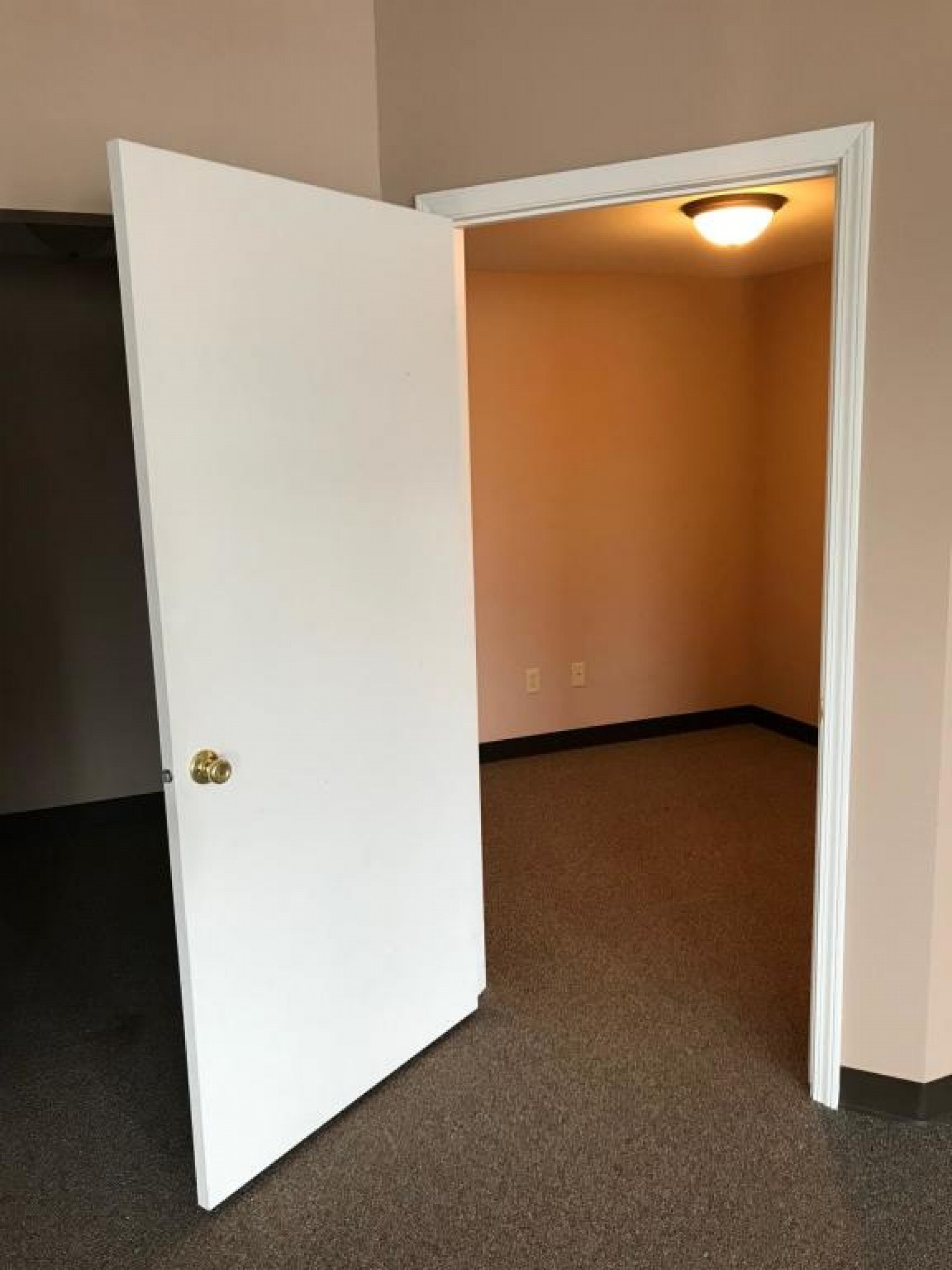 1300 Main Avenue S, Brookings, SD 57006