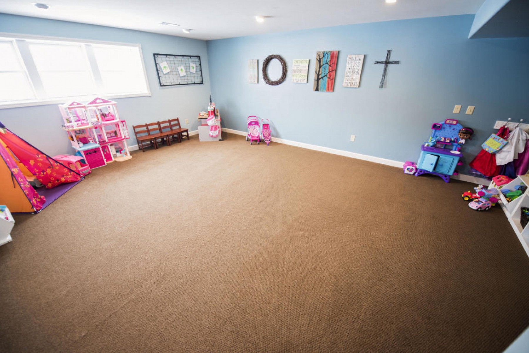 1900 Pinehurst Drive, Brookings, SD 57006