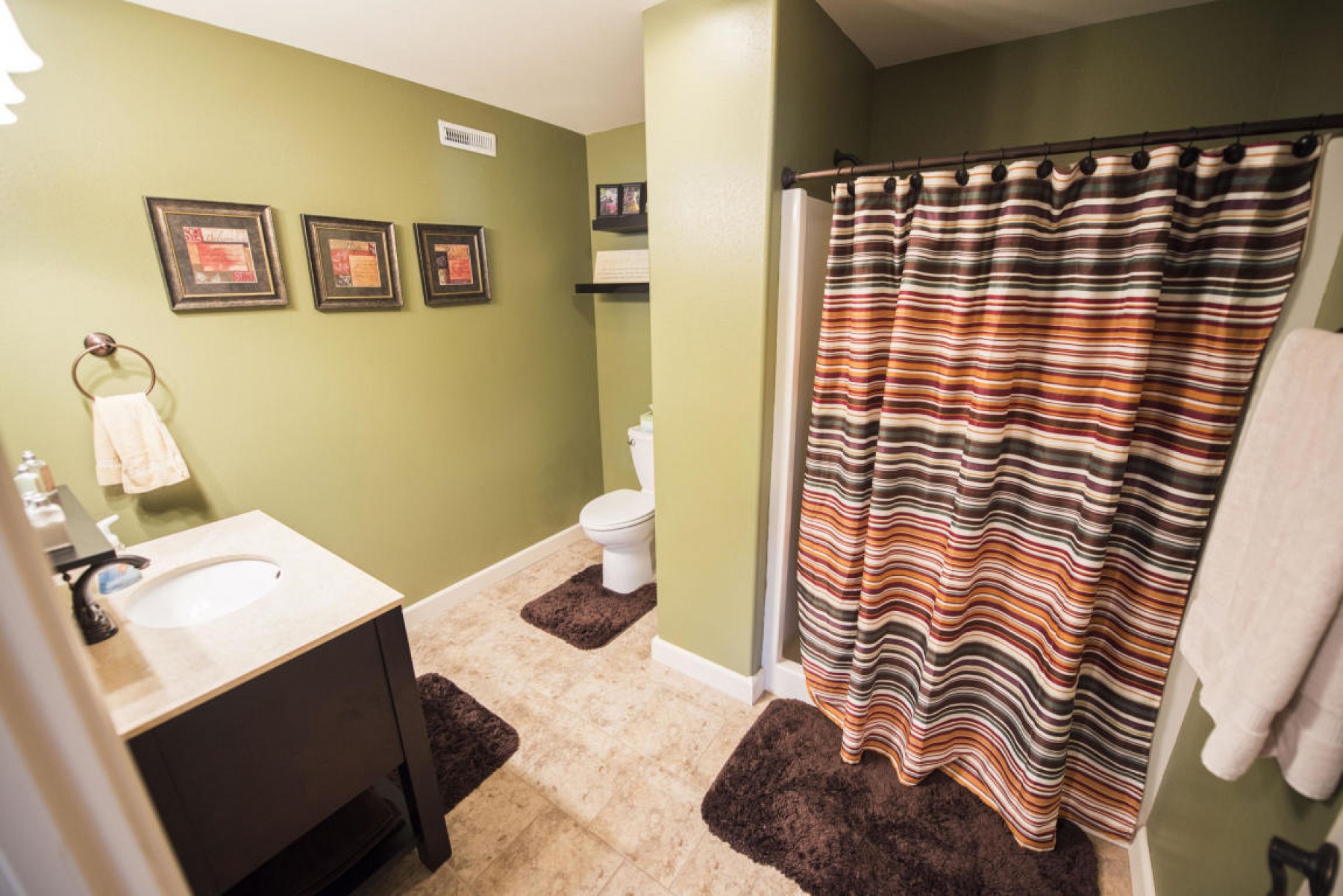 1900 Pinehurst Drive, Brookings, SD 57006