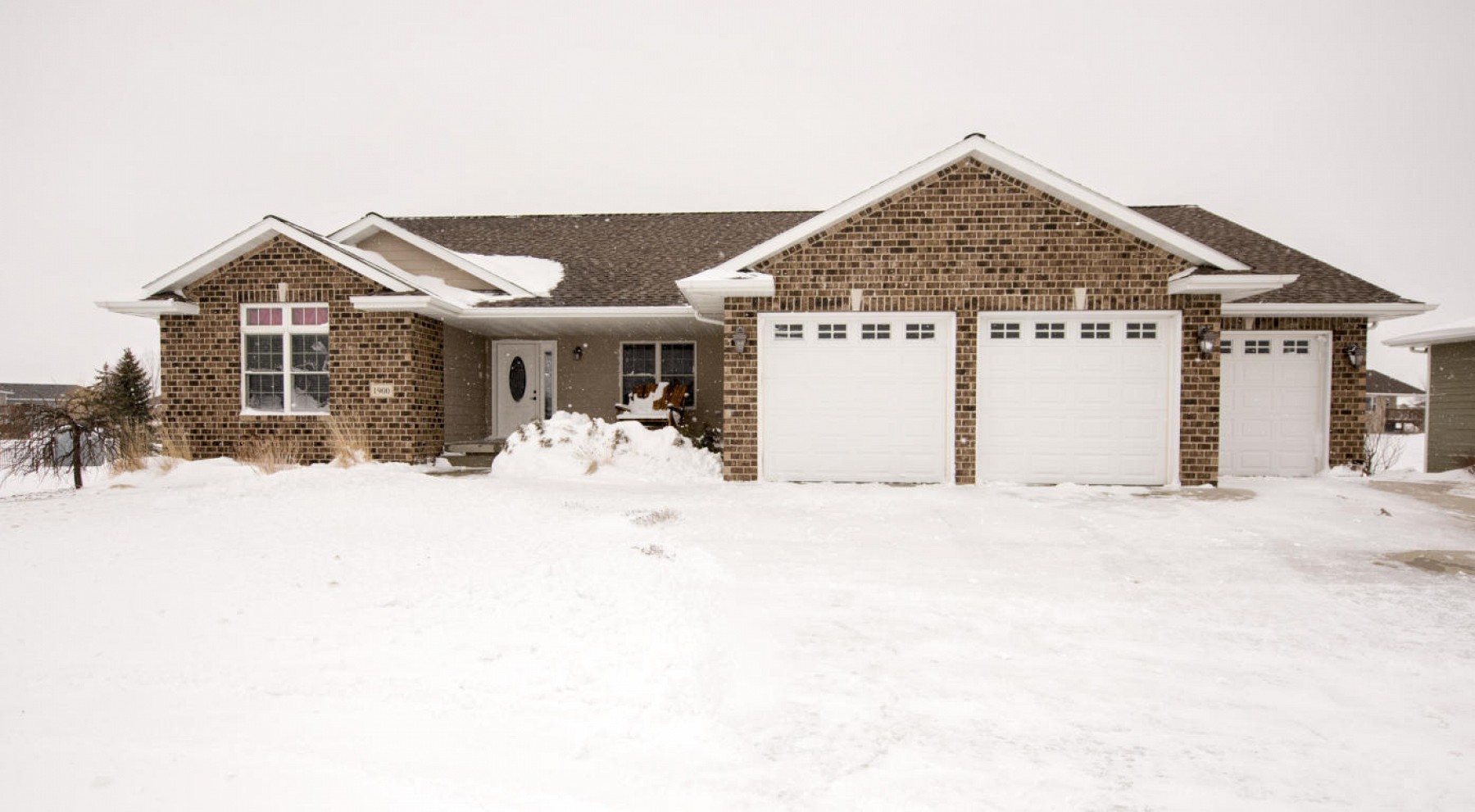 1900 Pinehurst Drive, Brookings, SD 57006