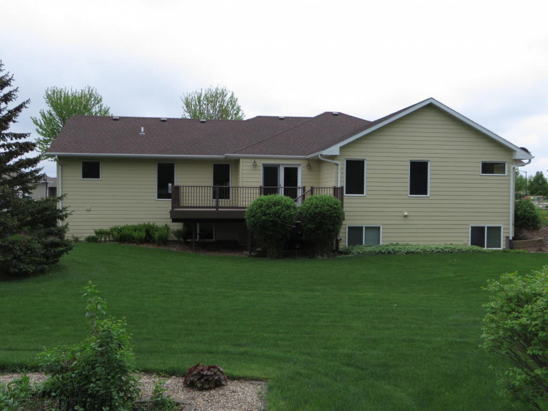 1100 Telluride Lane, Brookings, SD 57006