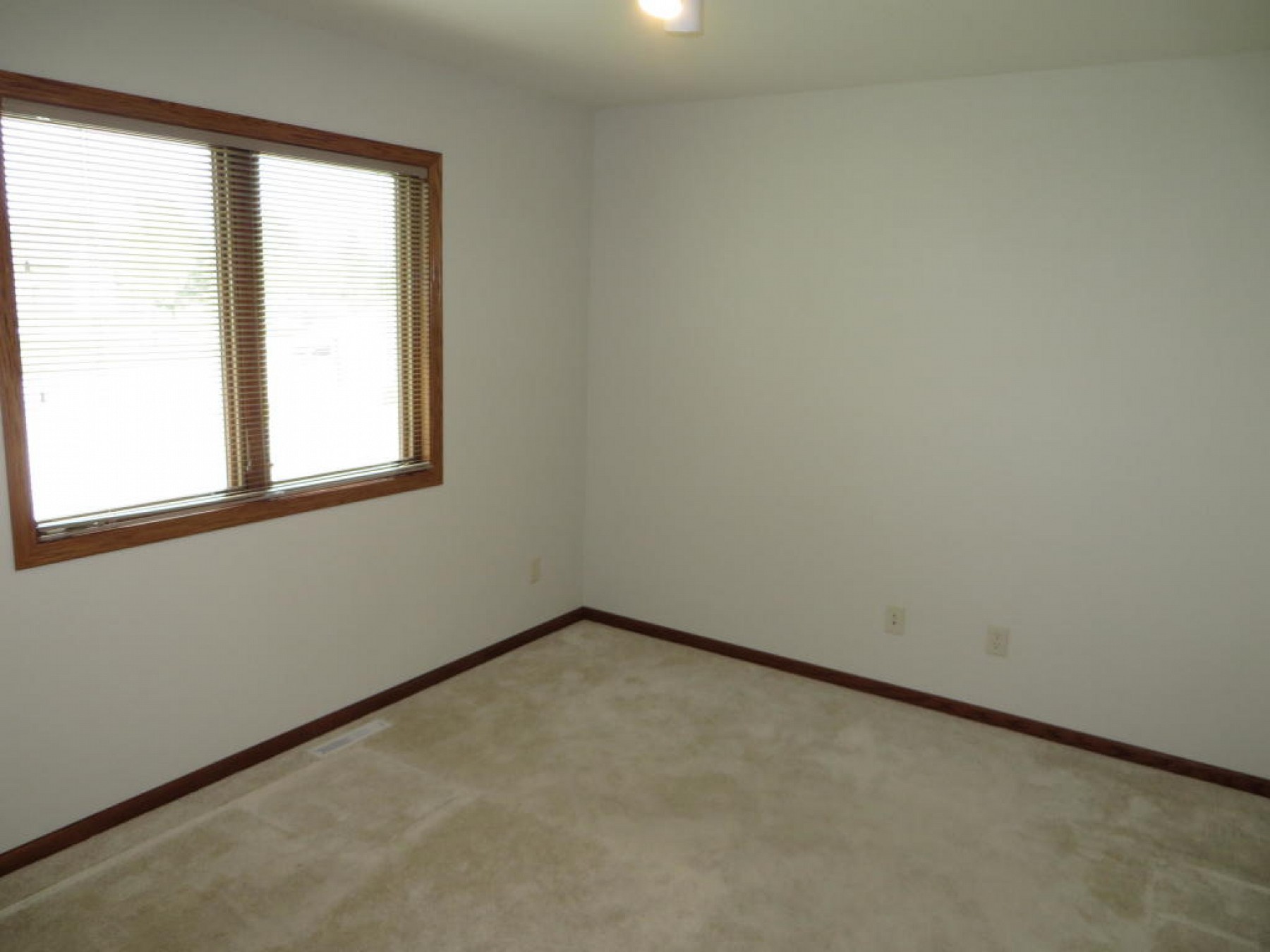 1100 Telluride Lane, Brookings, SD 57006