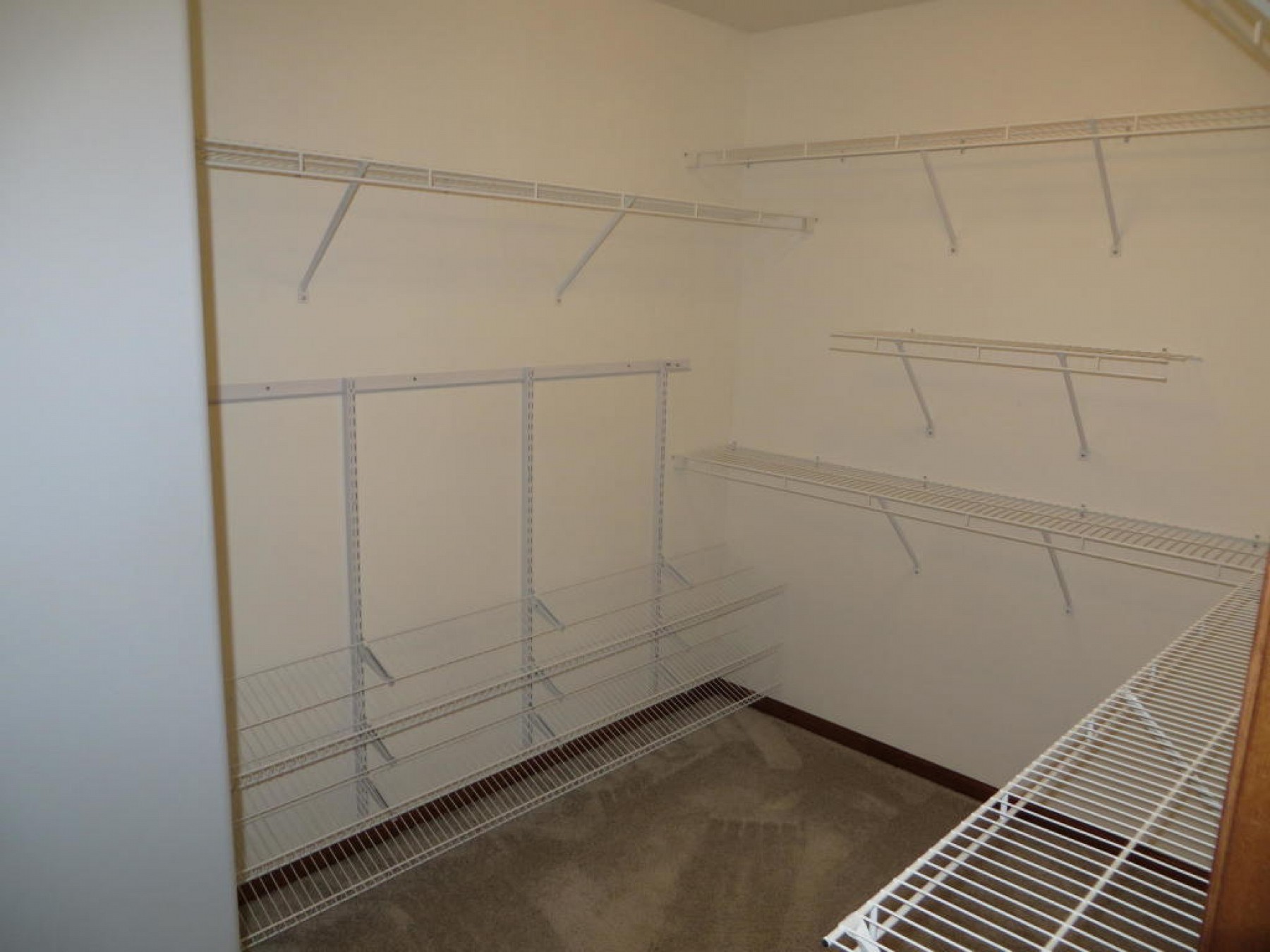 1100 Telluride Lane, Brookings, SD 57006