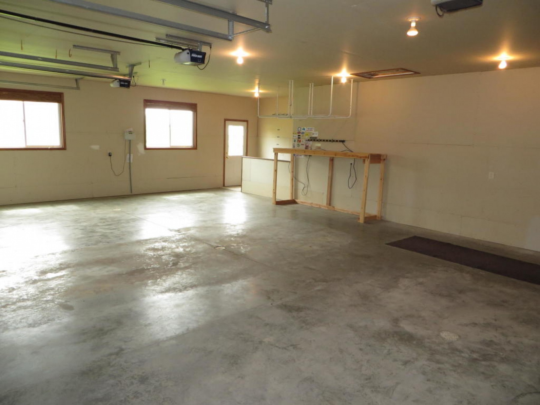 1100 Telluride Lane, Brookings, SD 57006