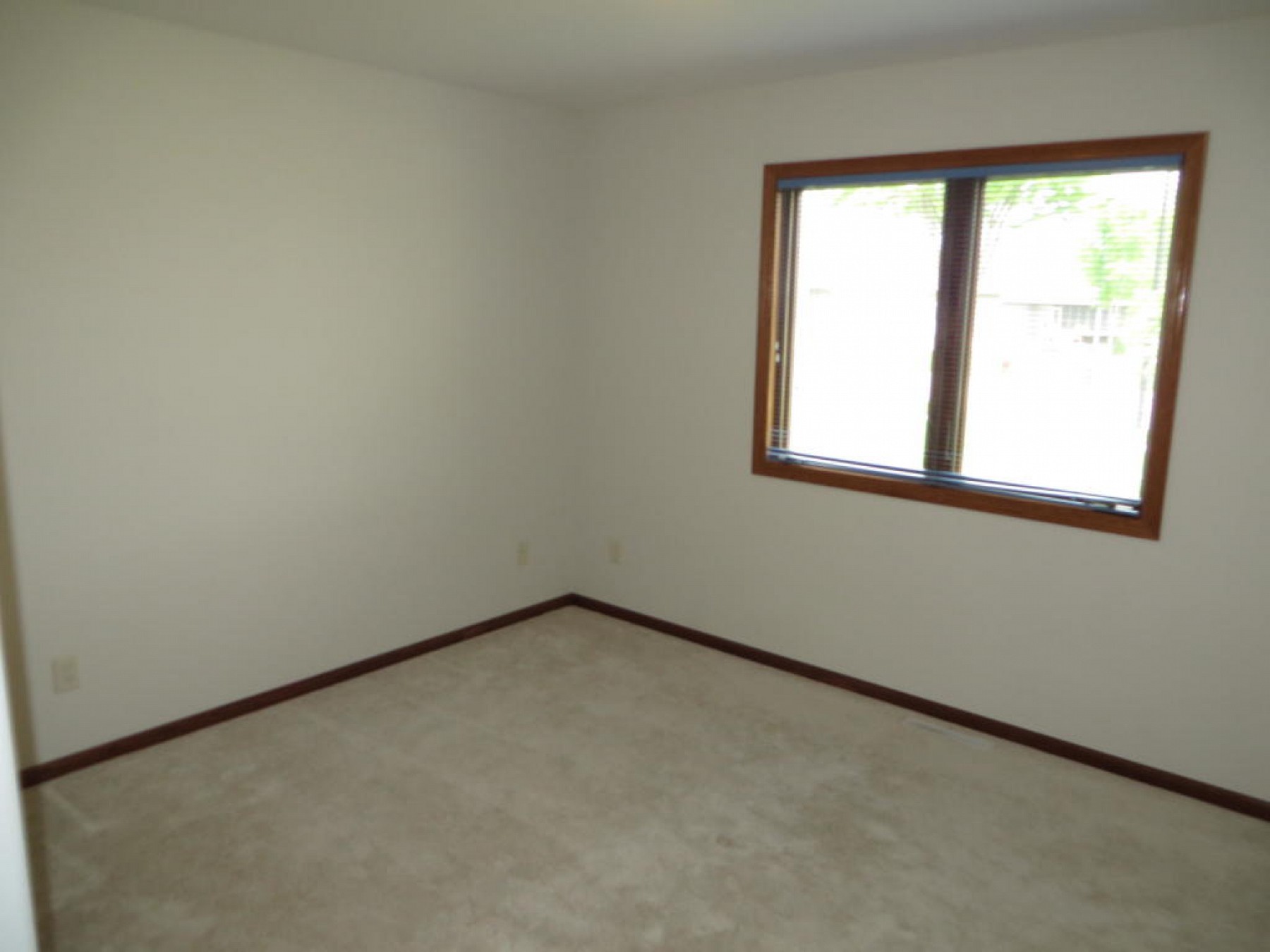 1100 Telluride Lane, Brookings, SD 57006