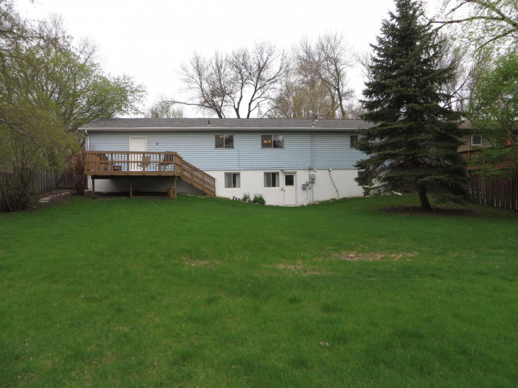 1918 Derdall Drive, Brookings, SD 57006