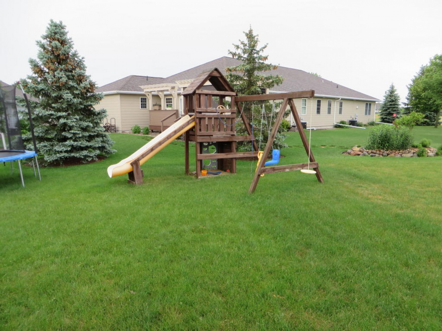 1629 17th Avenue S, Brookings, SD 57006