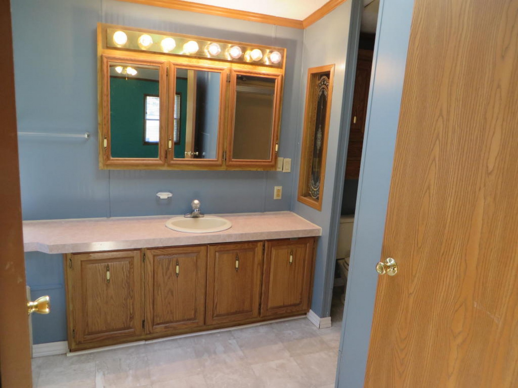 208 Round Up Circle, Brookings, SD 57006