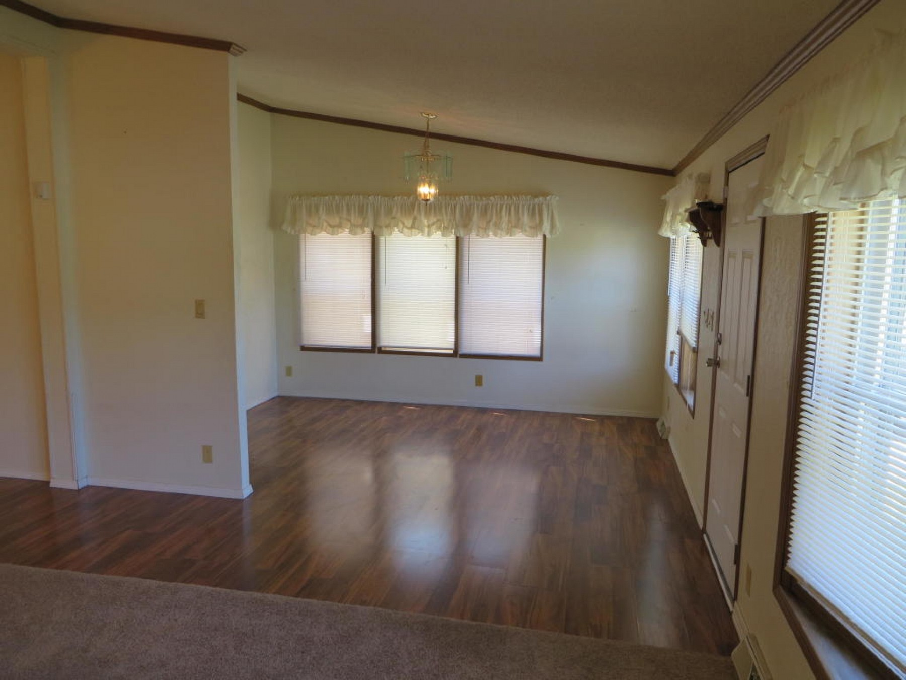 208 Round Up Circle, Brookings, SD 57006