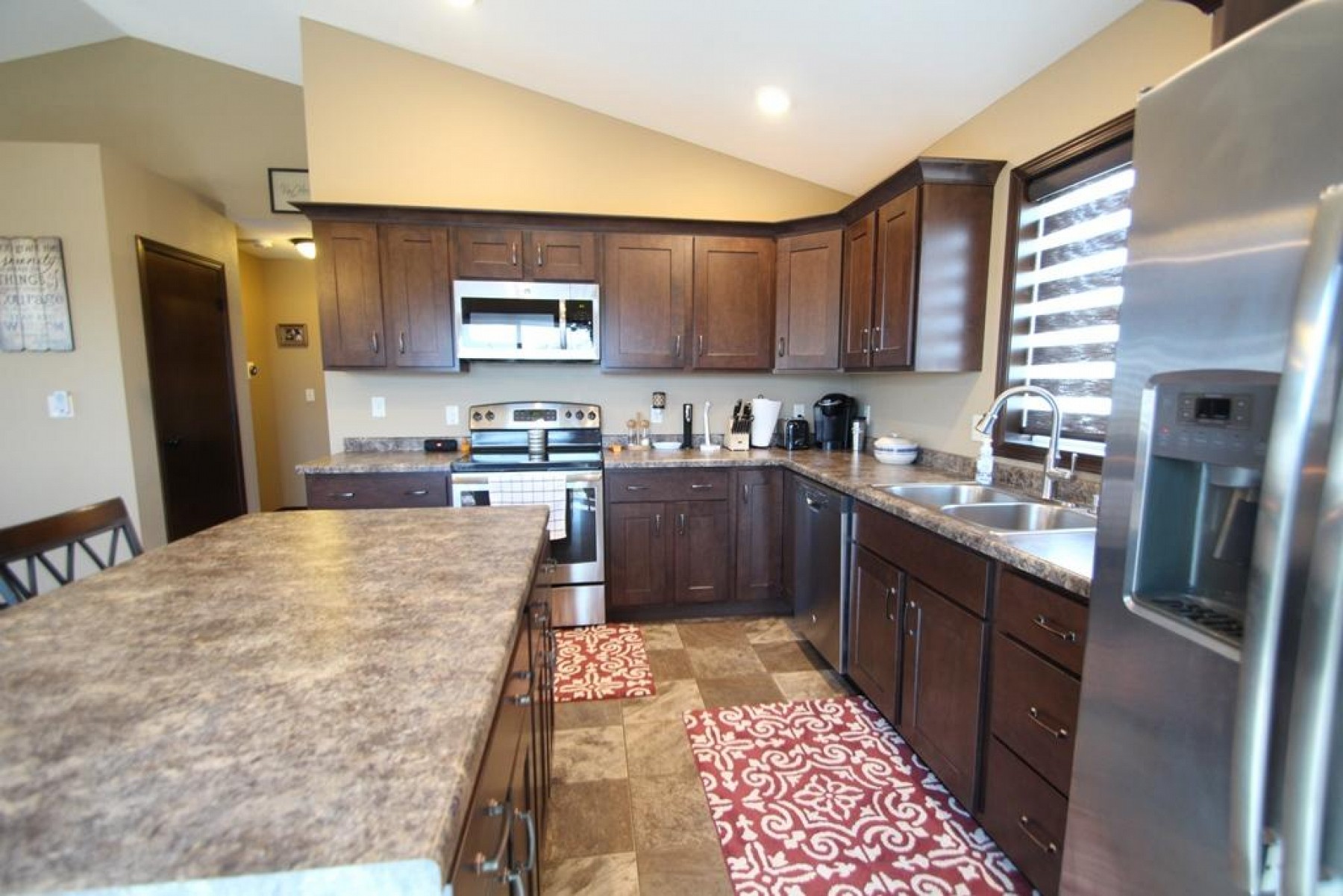 2423 Dean Court, Brookings, SD 57006