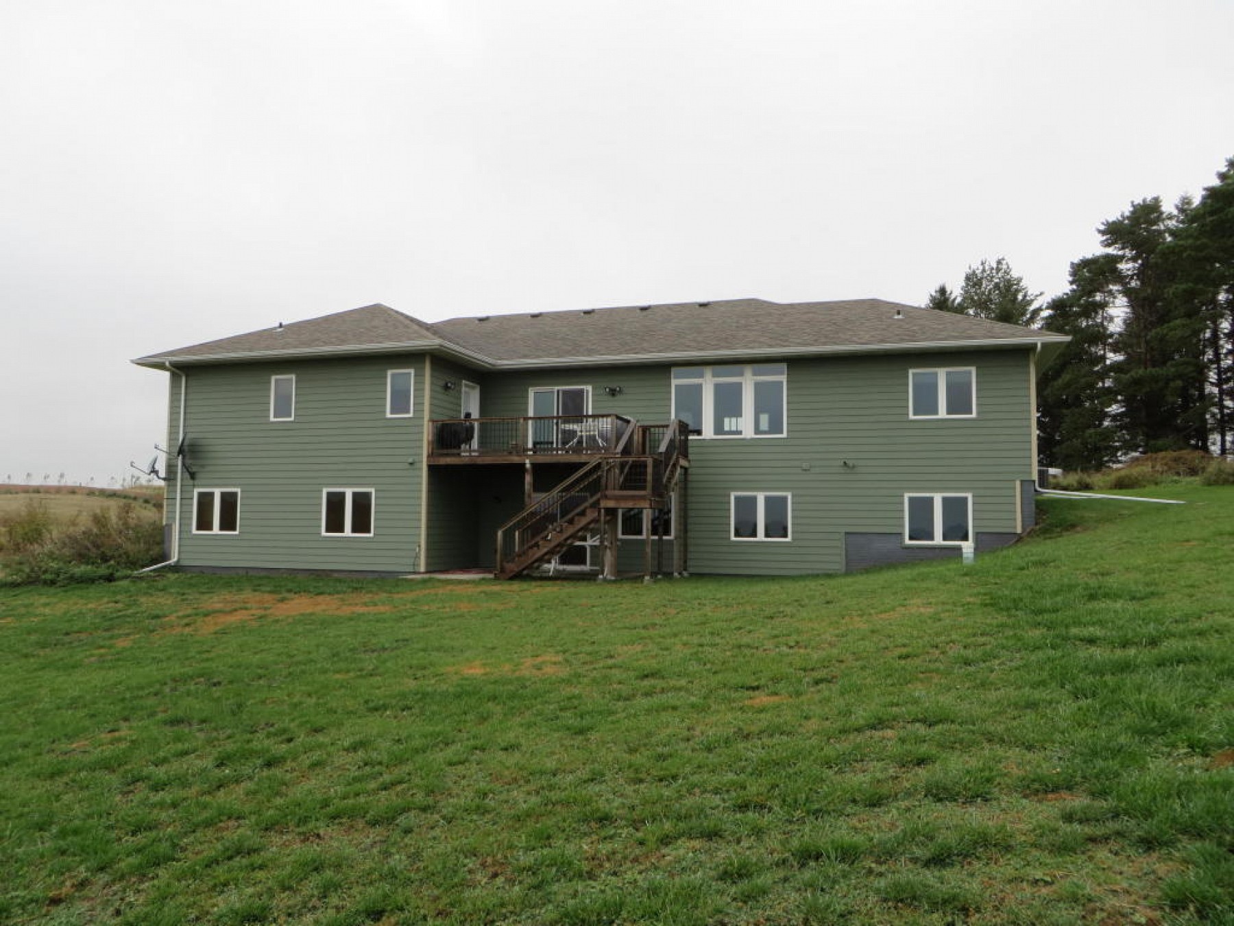 48039 224th Street, Flandreau, SD 57028