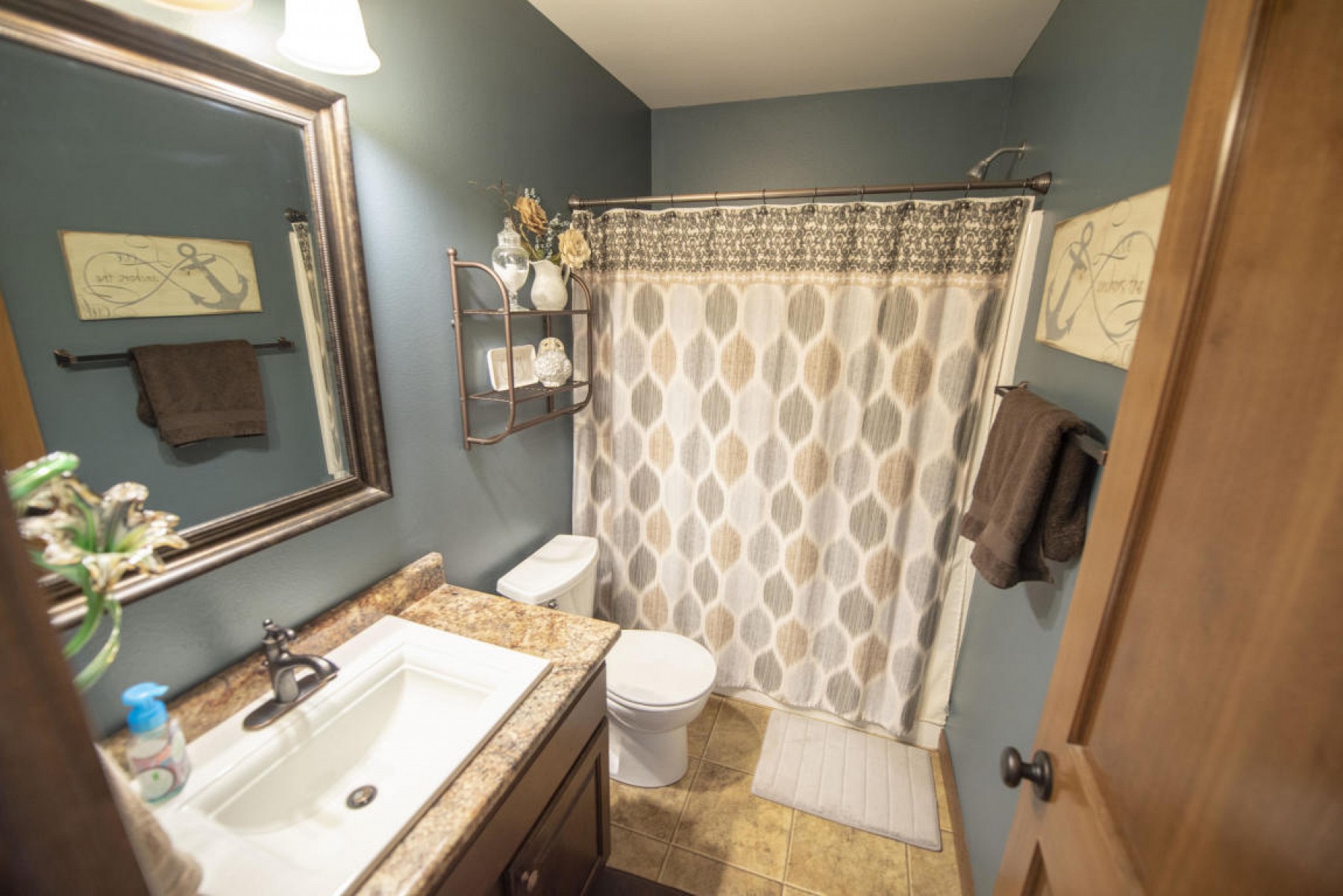 1933 Overlook Ridge Road, Brookings, SD 57006