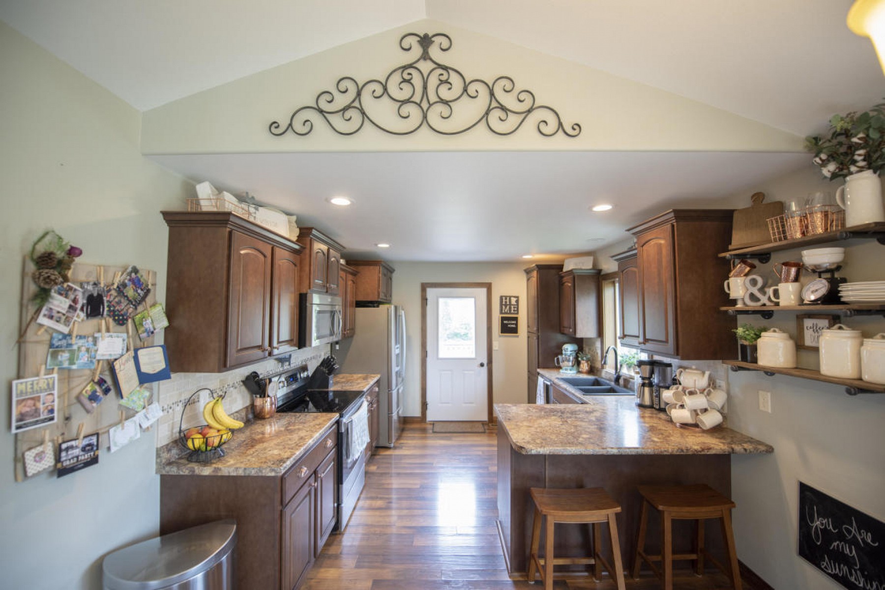 1933 Overlook Ridge Road, Brookings, SD 57006