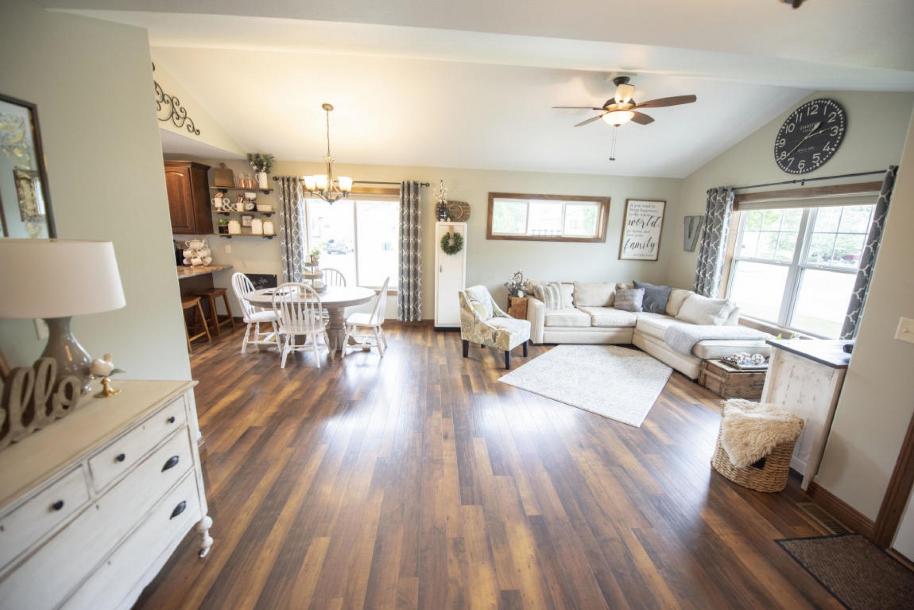 1933 Overlook Ridge Road, Brookings, SD 57006