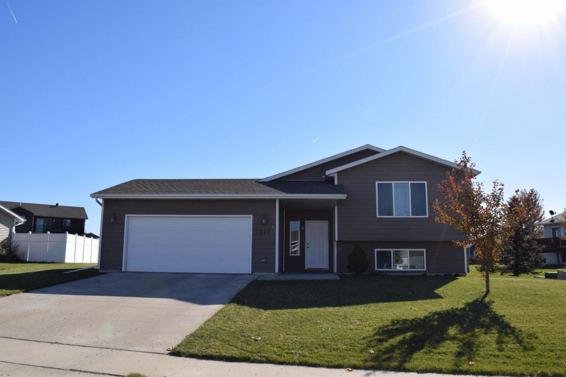 1327 Sawgrass Drive, Brookings, SD 57006