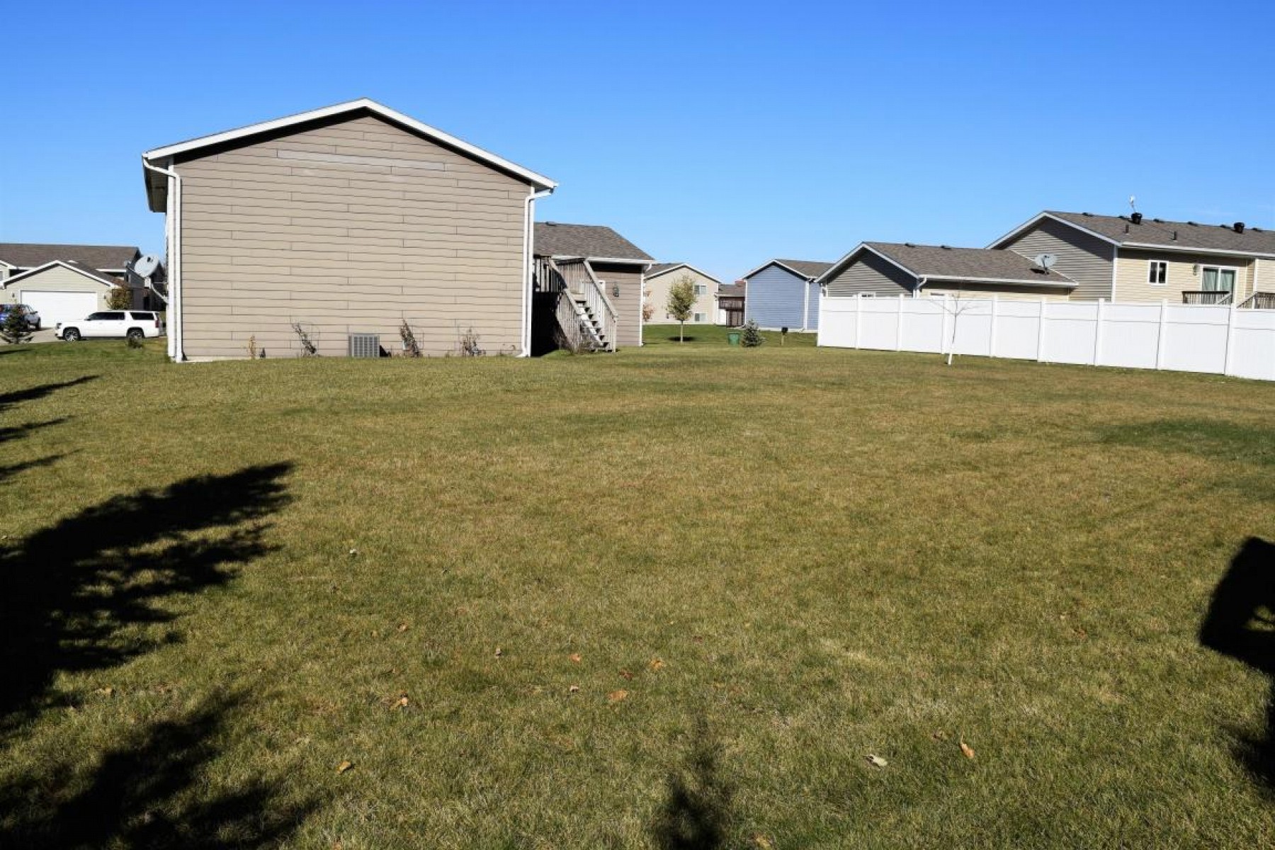 1327 Sawgrass Drive, Brookings, SD 57006