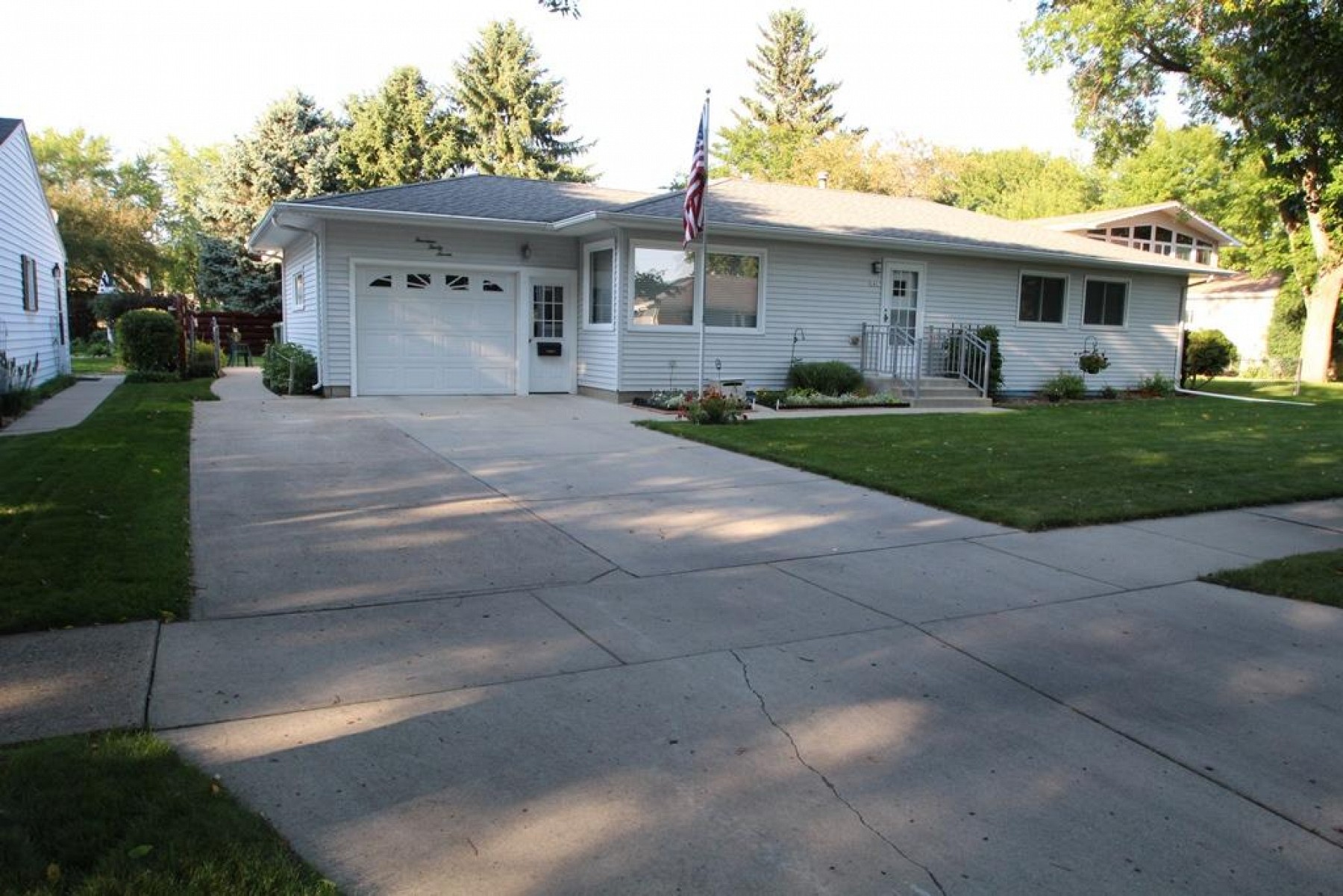 1437 Legeros Drive, Brookings, SD 57006