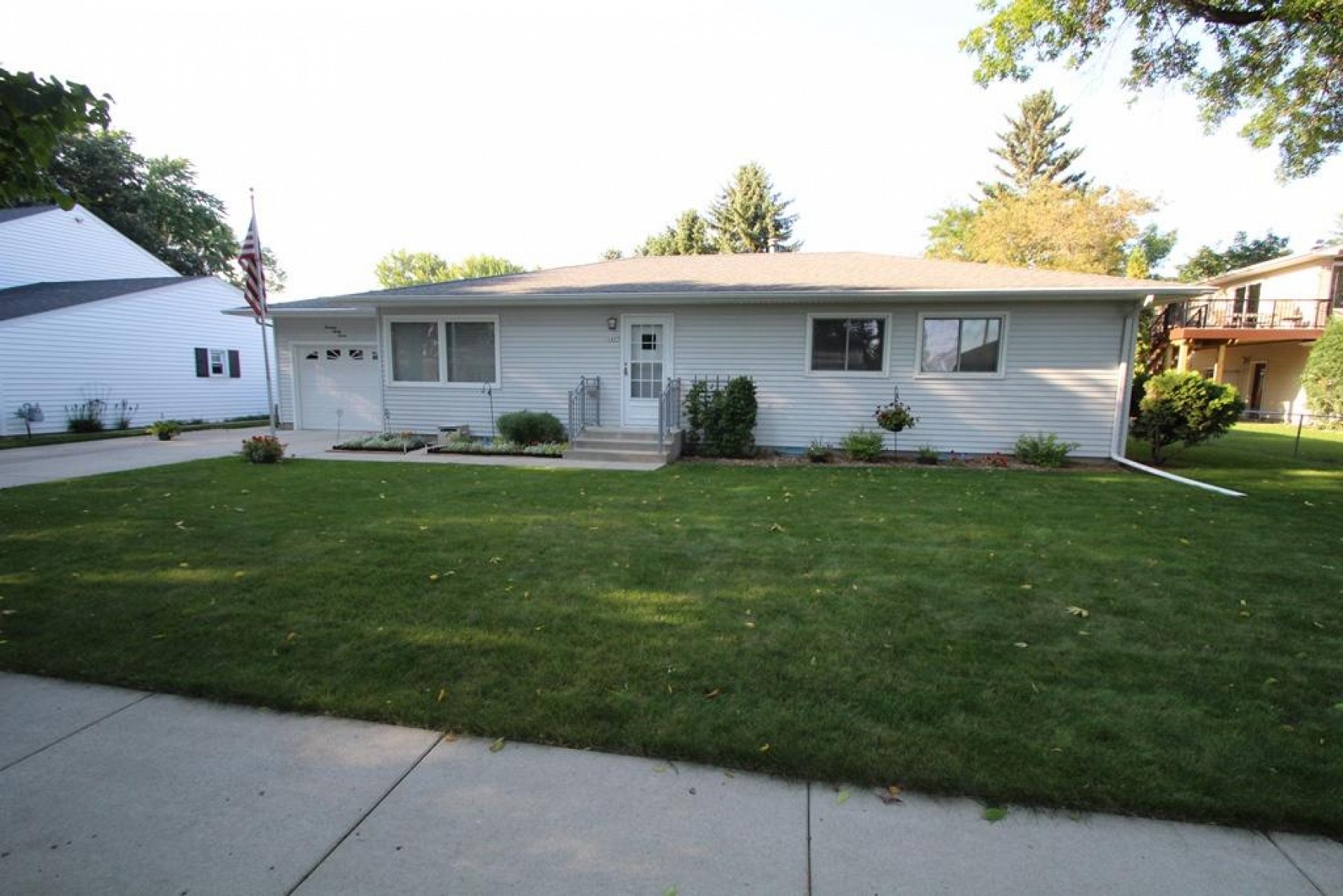 1437 Legeros Drive, Brookings, SD 57006