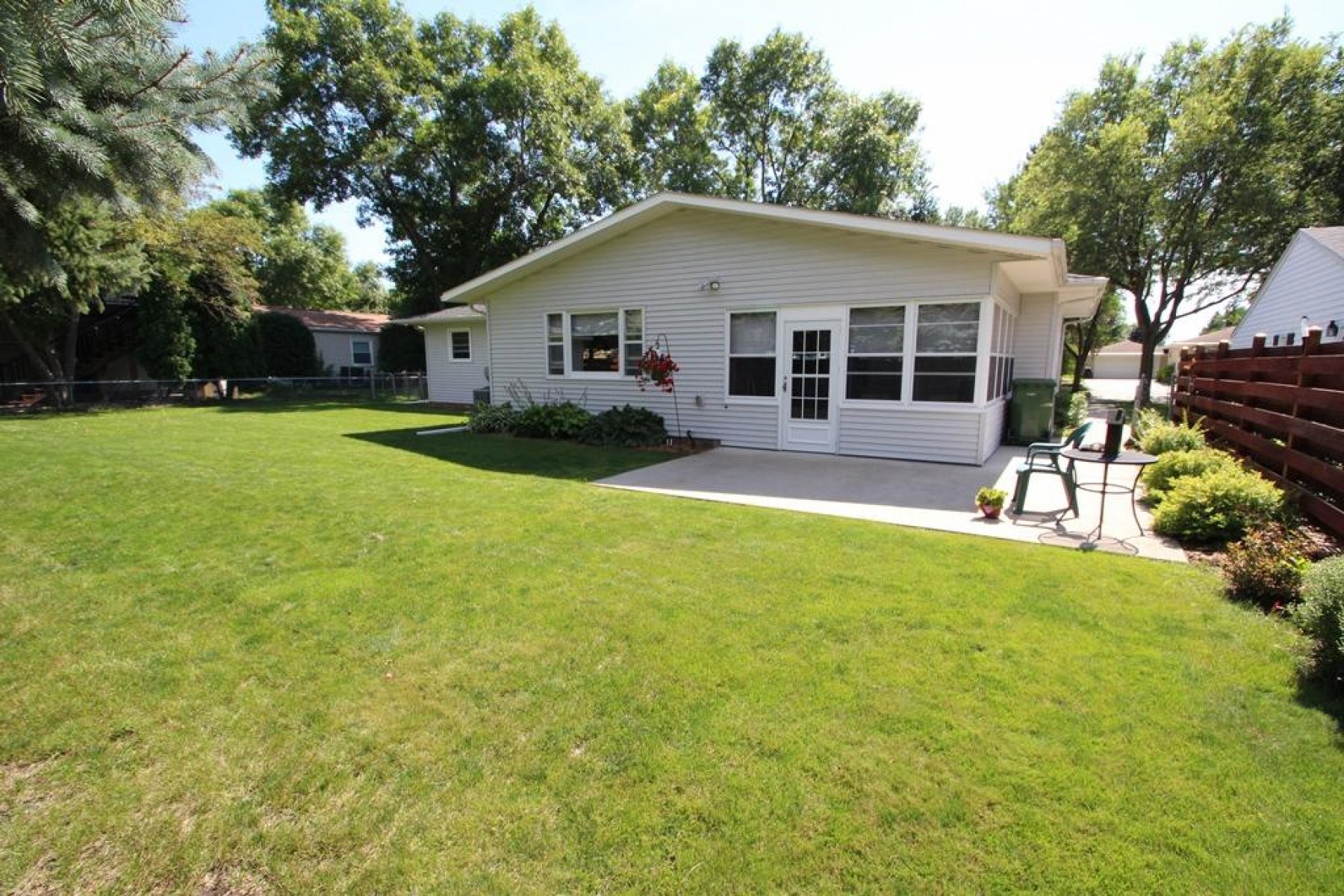 1437 Legeros Drive, Brookings, SD 57006