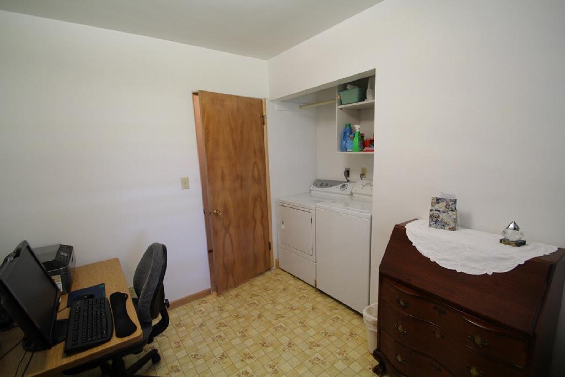 1437 Legeros Drive, Brookings, SD 57006