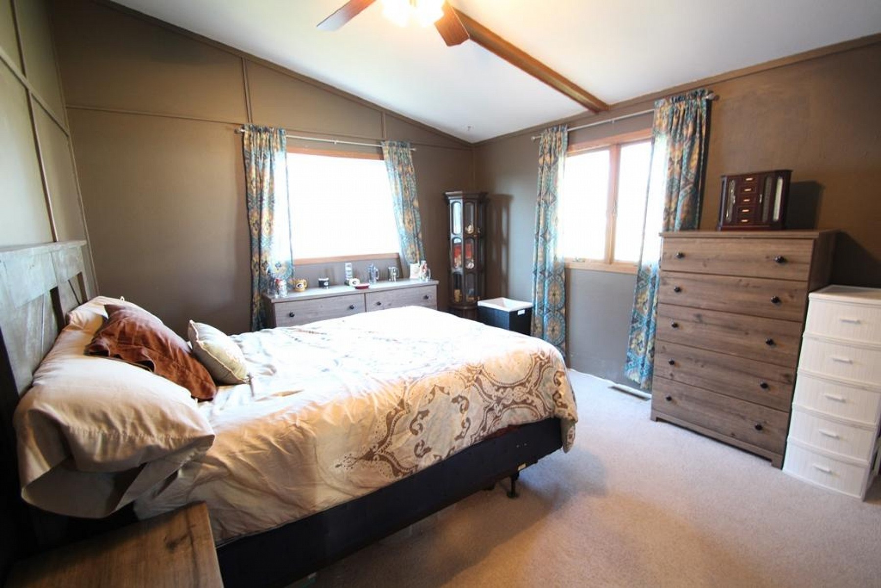 1212 12th Street S, Brookings, SD 57006