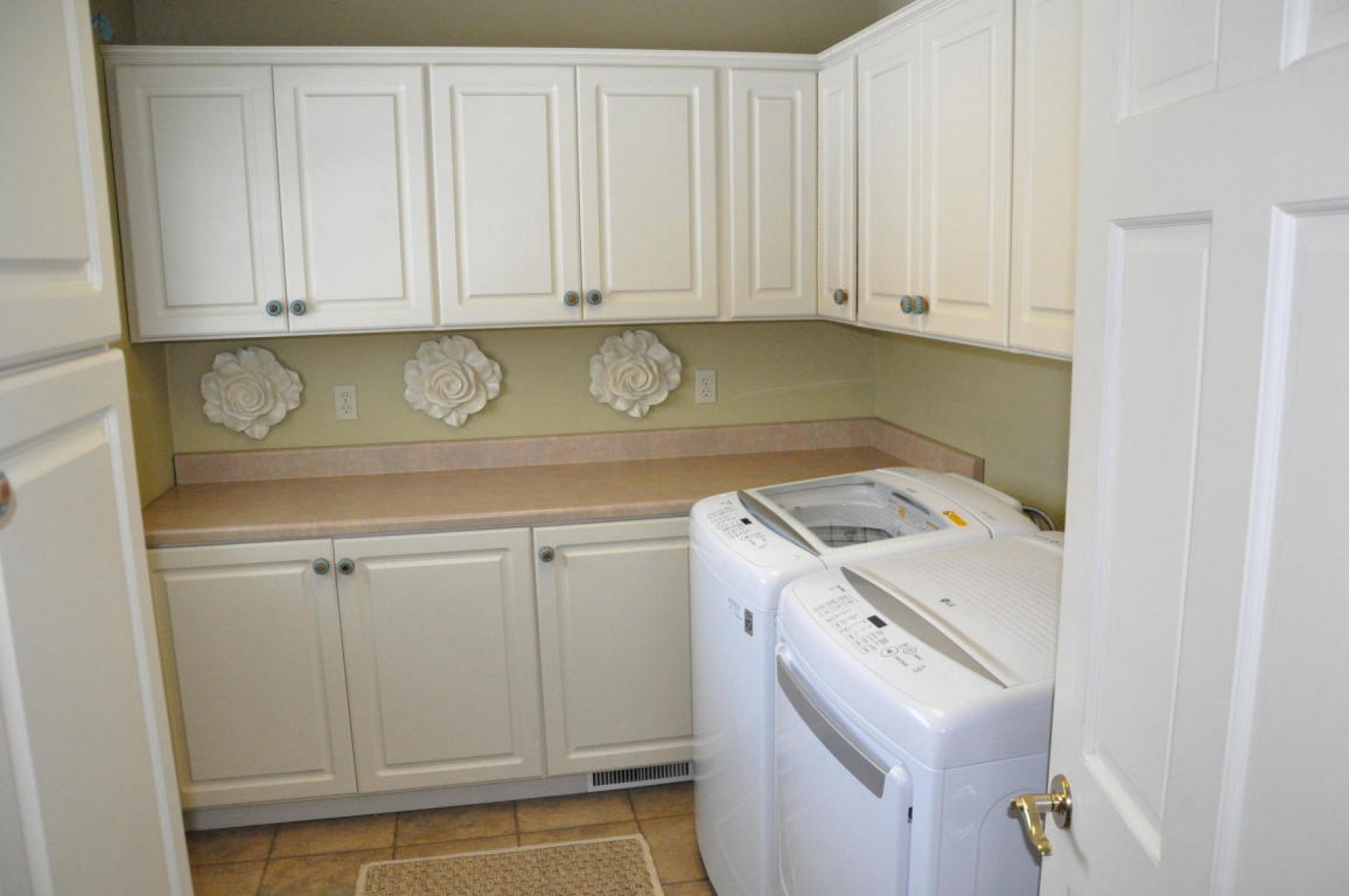 708 Park Avenue, Brookings, SD 57006