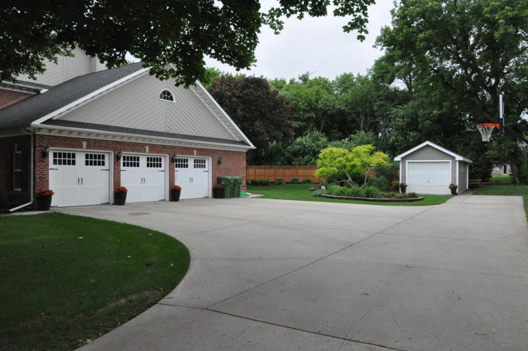 708 Park Avenue, Brookings, SD 57006