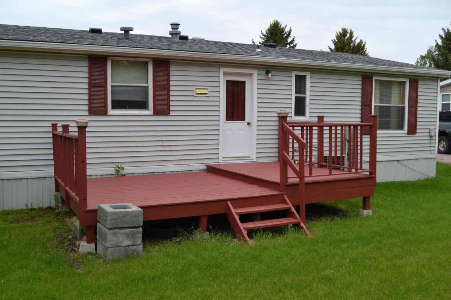 407 Wye Mesa W, Brookings, SD 57006