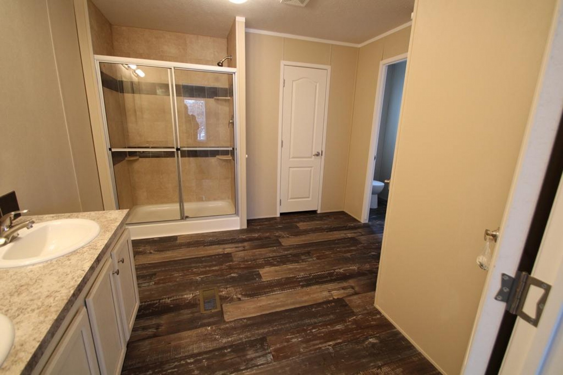 1002 Chaparral Drive, Brookings, SD 57006