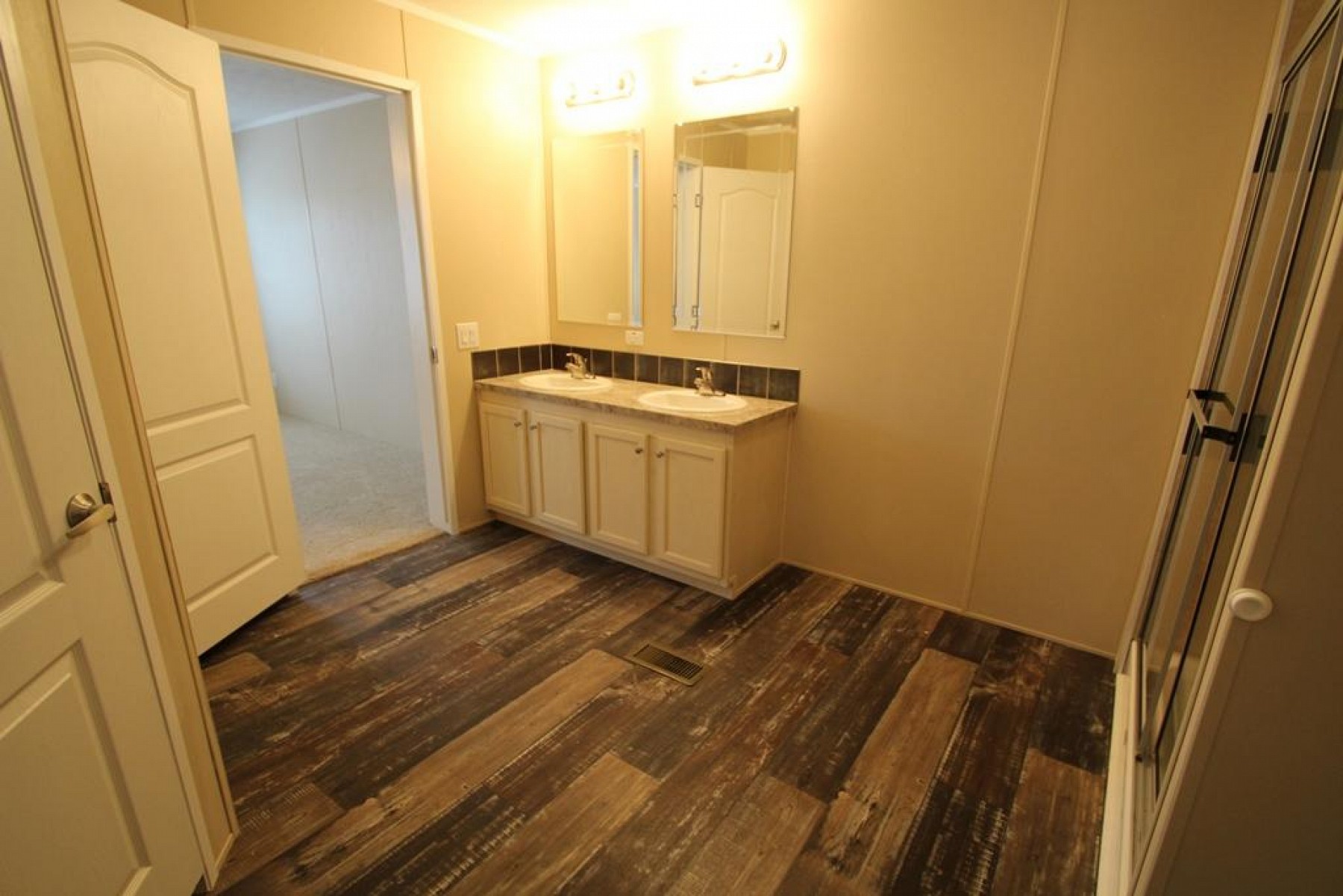 1002 Chaparral Drive, Brookings, SD 57006