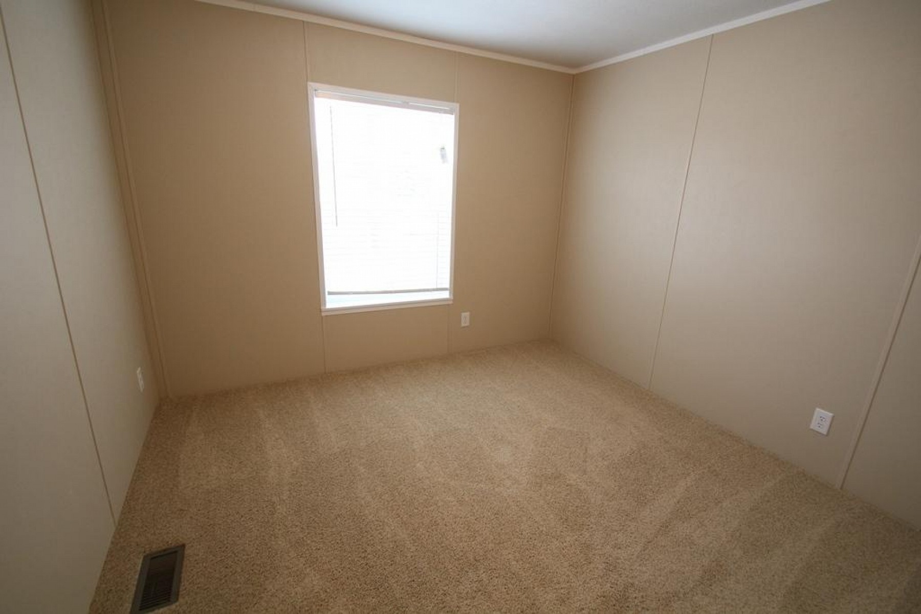 1002 Chaparral Drive, Brookings, SD 57006