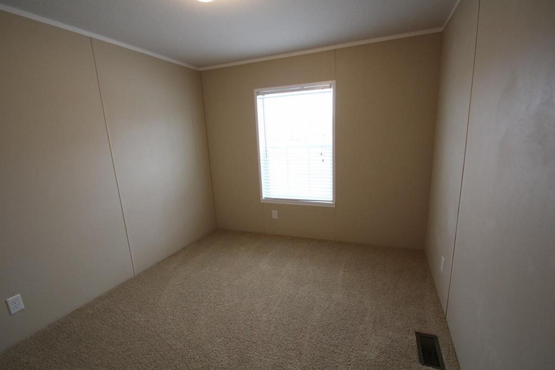 1002 Chaparral Drive, Brookings, SD 57006