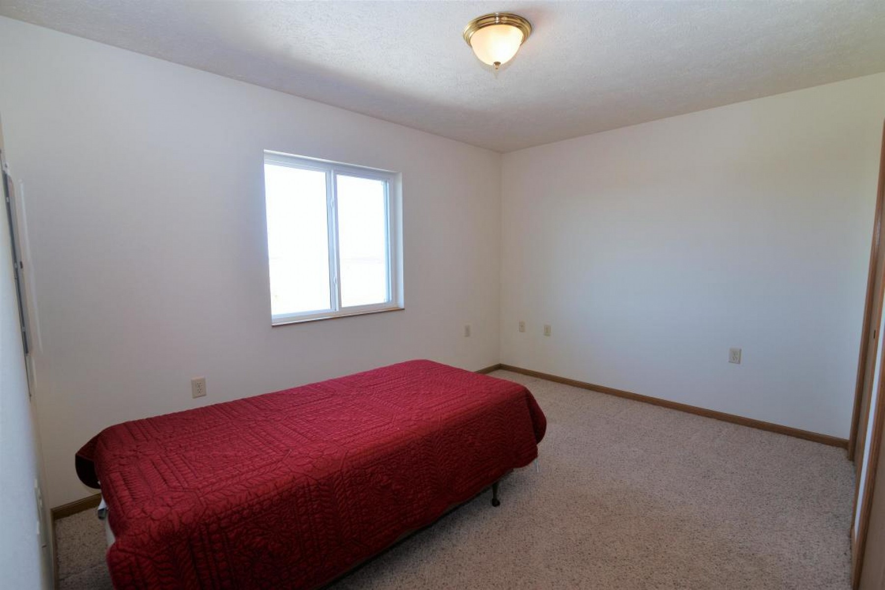 48360 199A Street, White, SD 57276