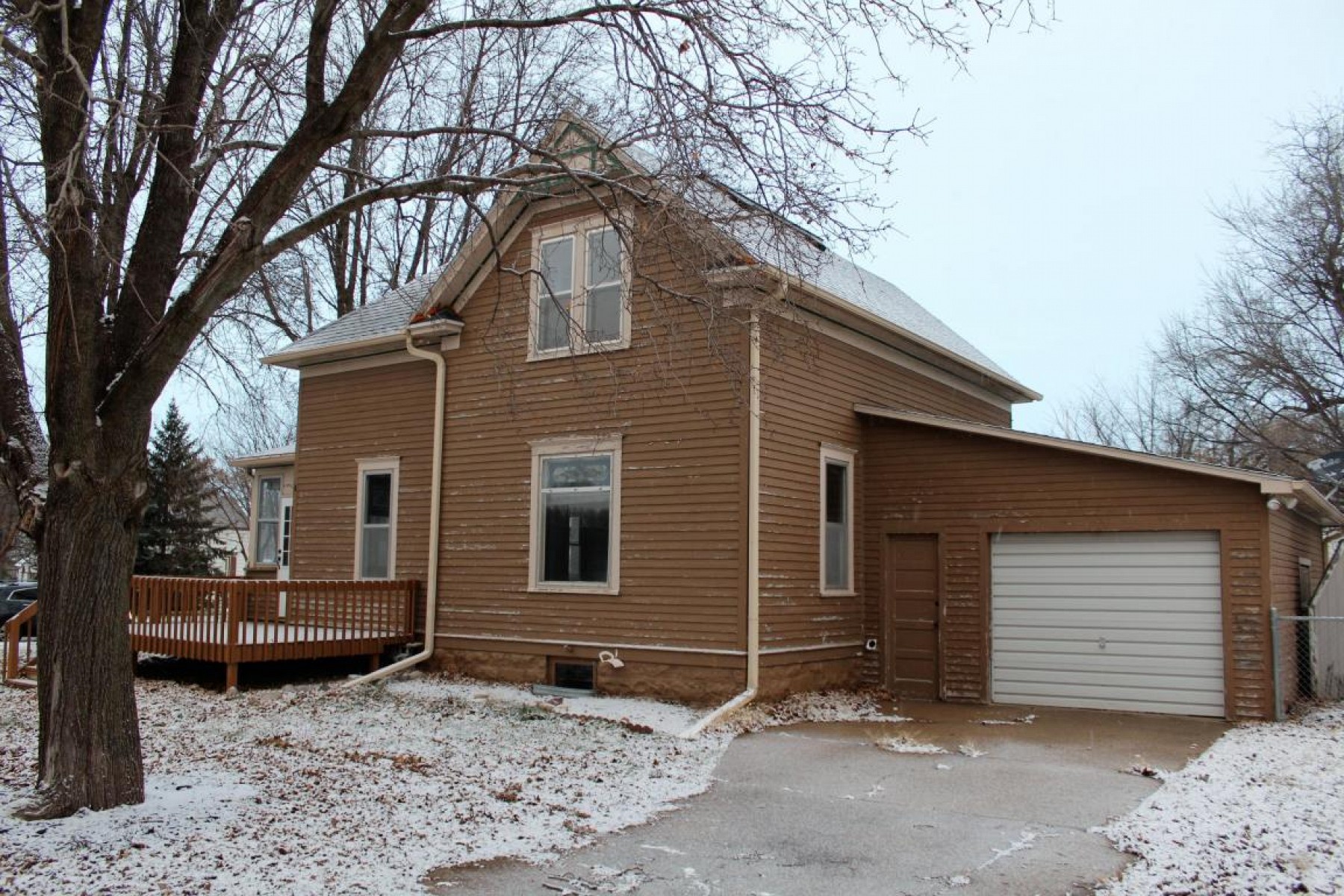 511 Wind Street, Flandreau, SD 57028