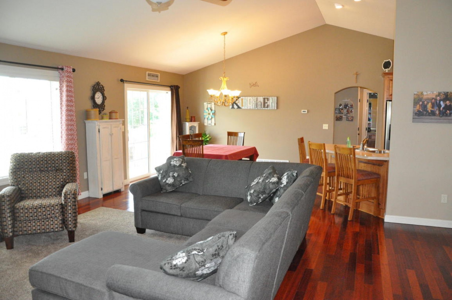 1803 Overlook Ridge Road, Brookings, SD 57006