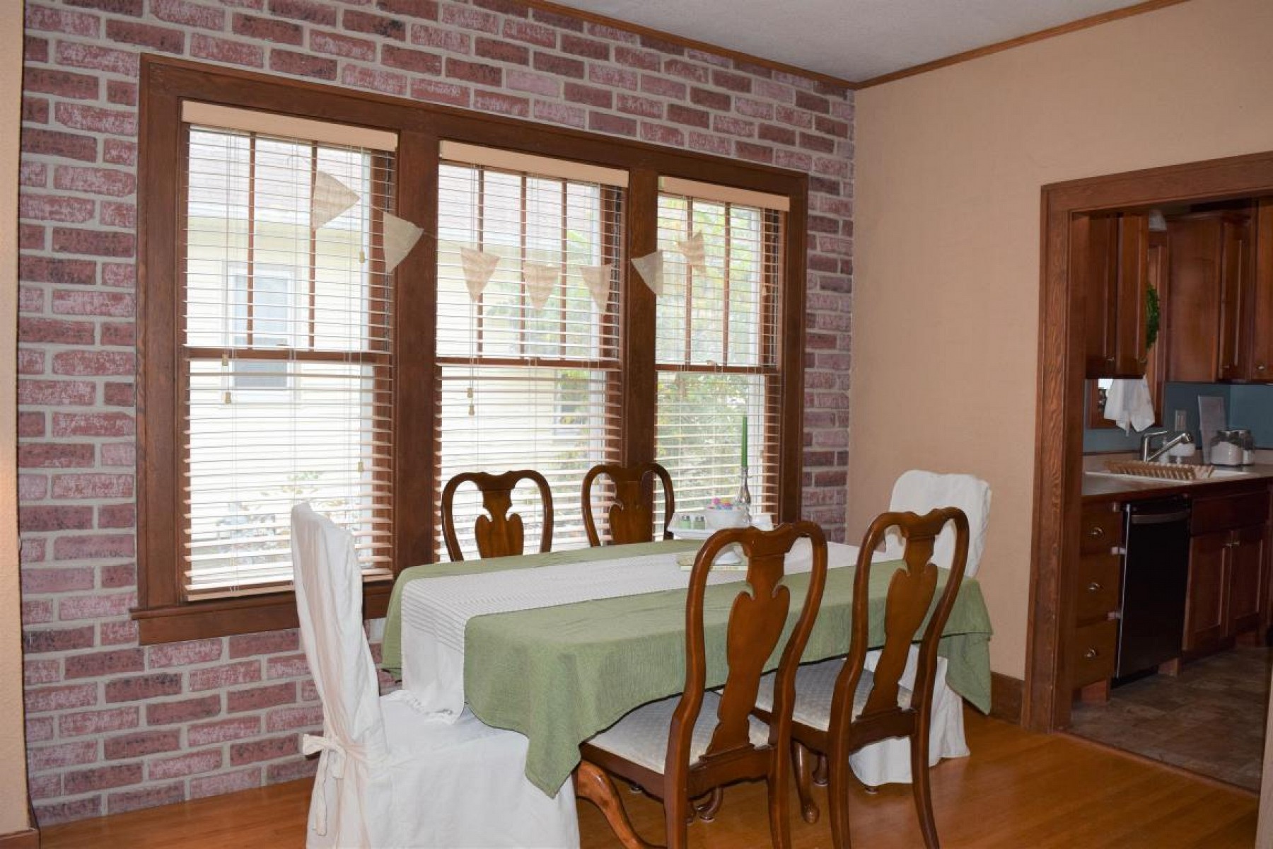 921 7th Avenue, Brookings, SD 57006