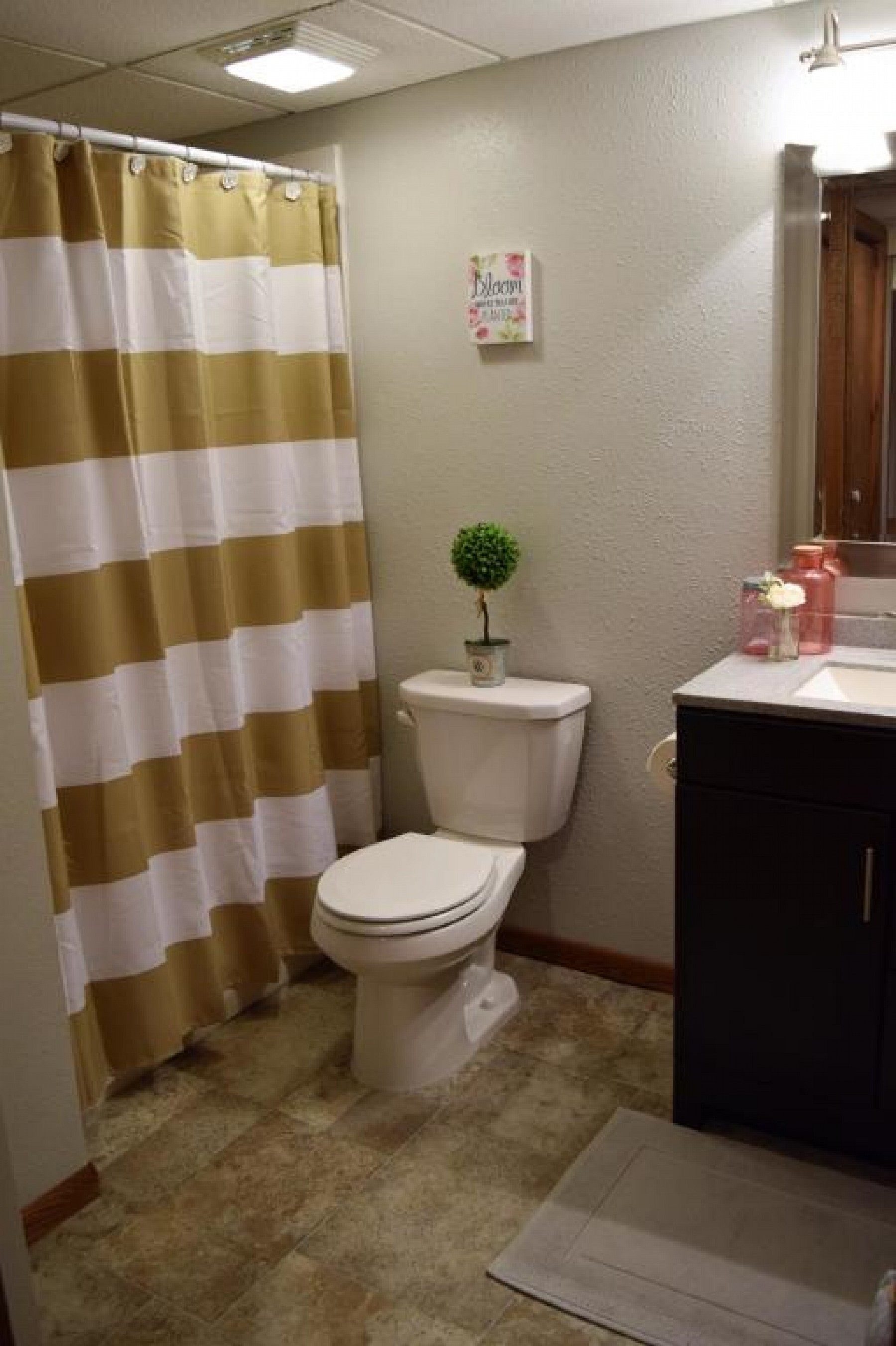 921 7th Avenue, Brookings, SD 57006