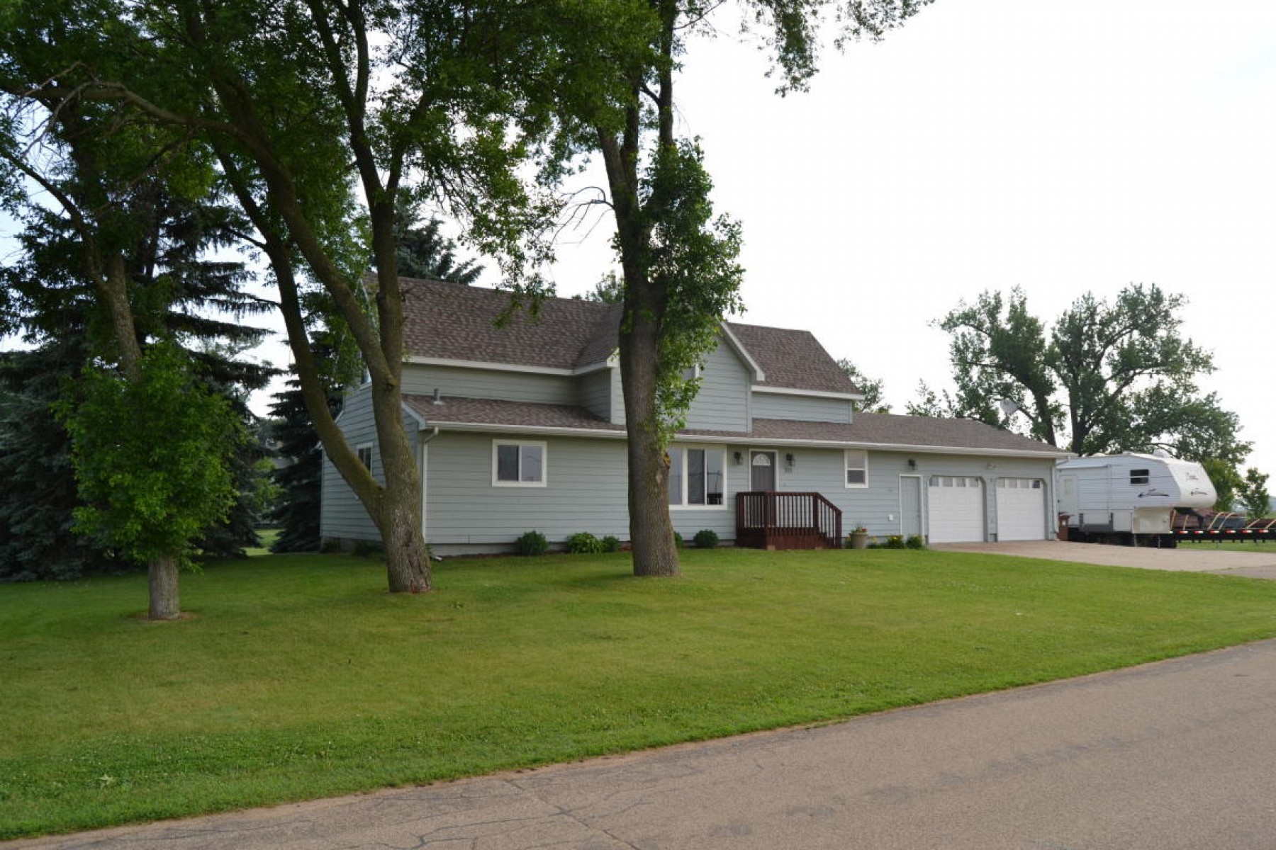 303 3rd Street, Elkton, SD 57026