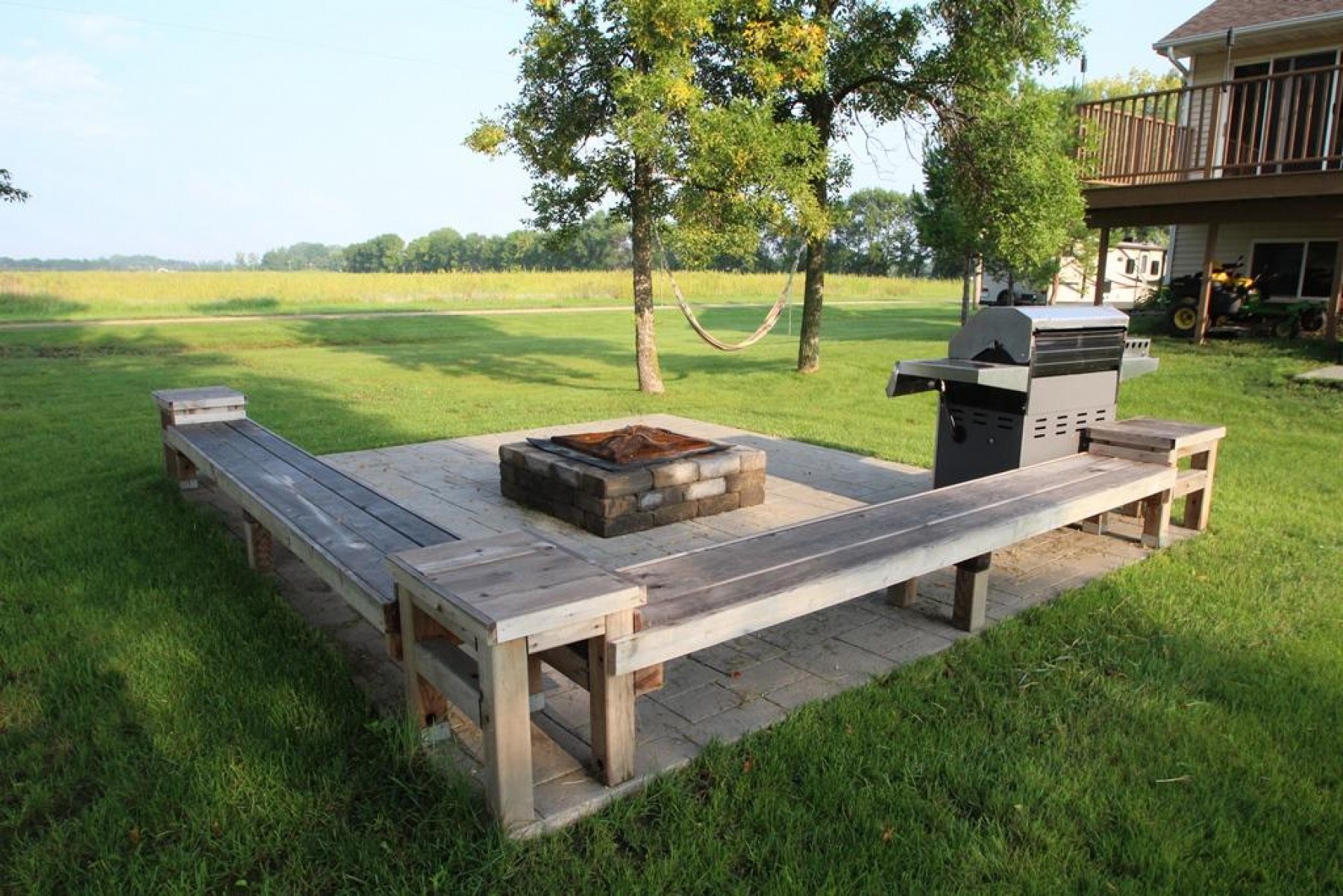 104 Twin Oaks Lane, Brookings, SD 57006