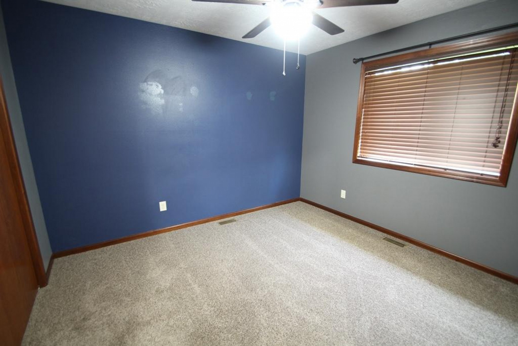 104 Twin Oaks Lane, Brookings, SD 57006