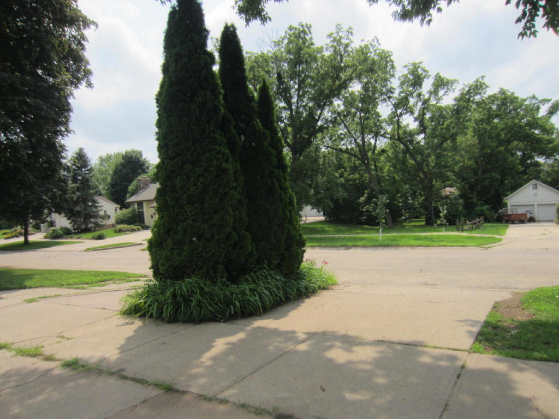 1022 7th Avenue, Brookings, SD 57006