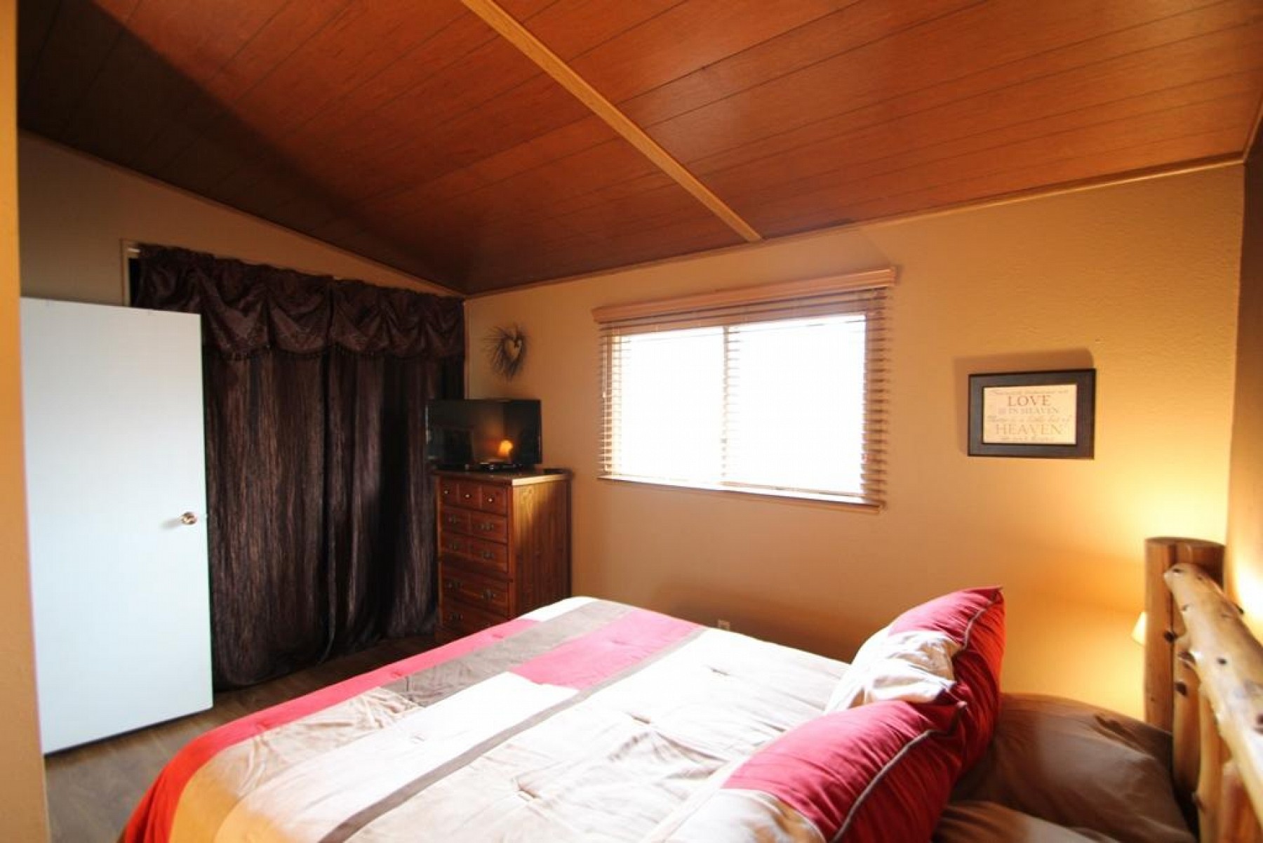 328 22nd Avenue S, Brookings, SD 57006