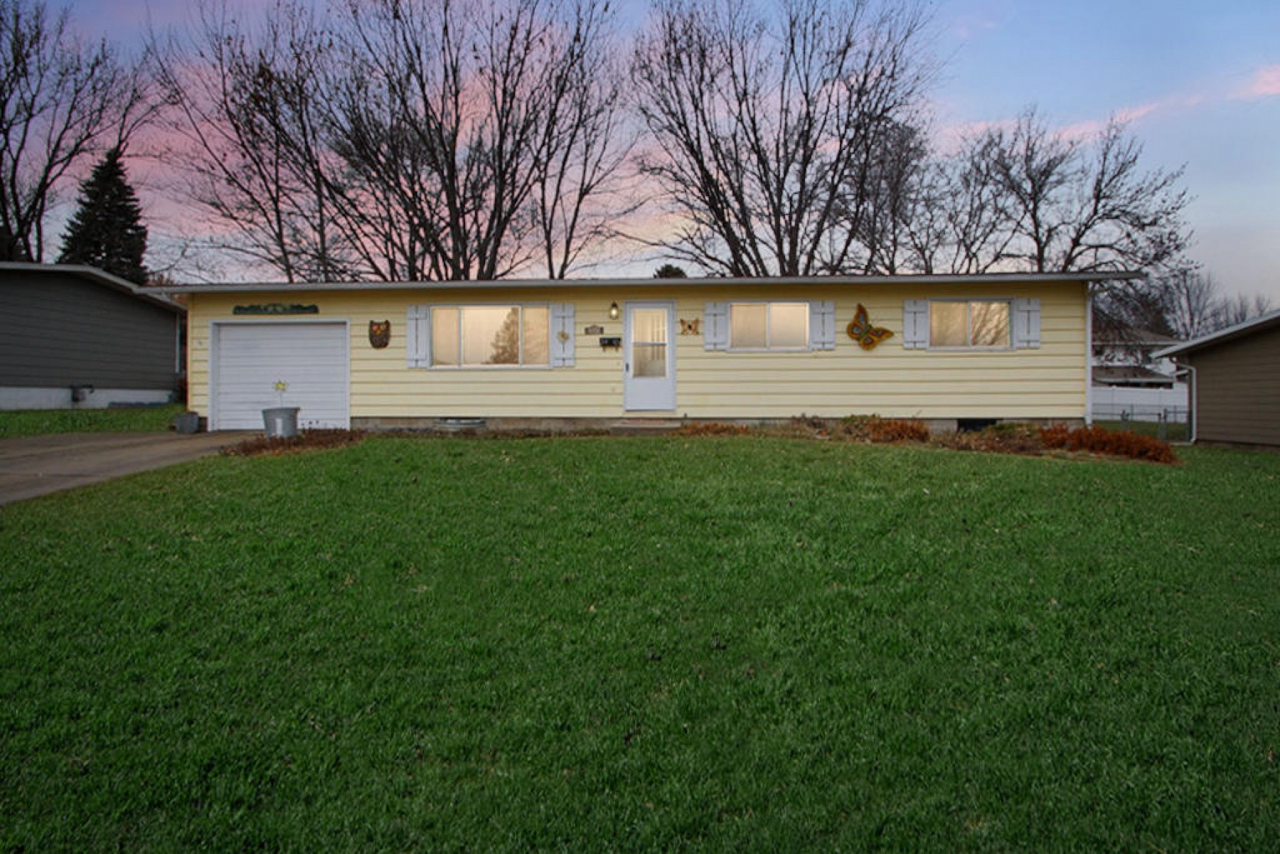 328 22nd Avenue S, Brookings, SD 57006